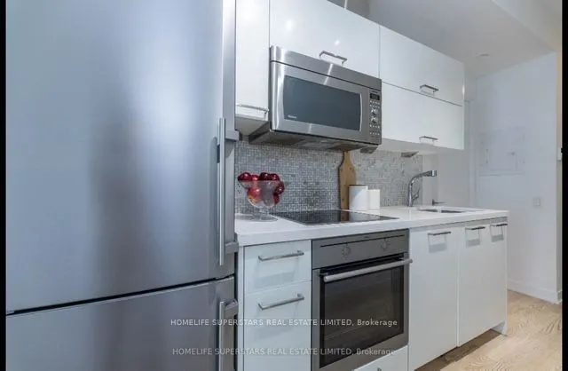 90 Park Lawn Road #2001