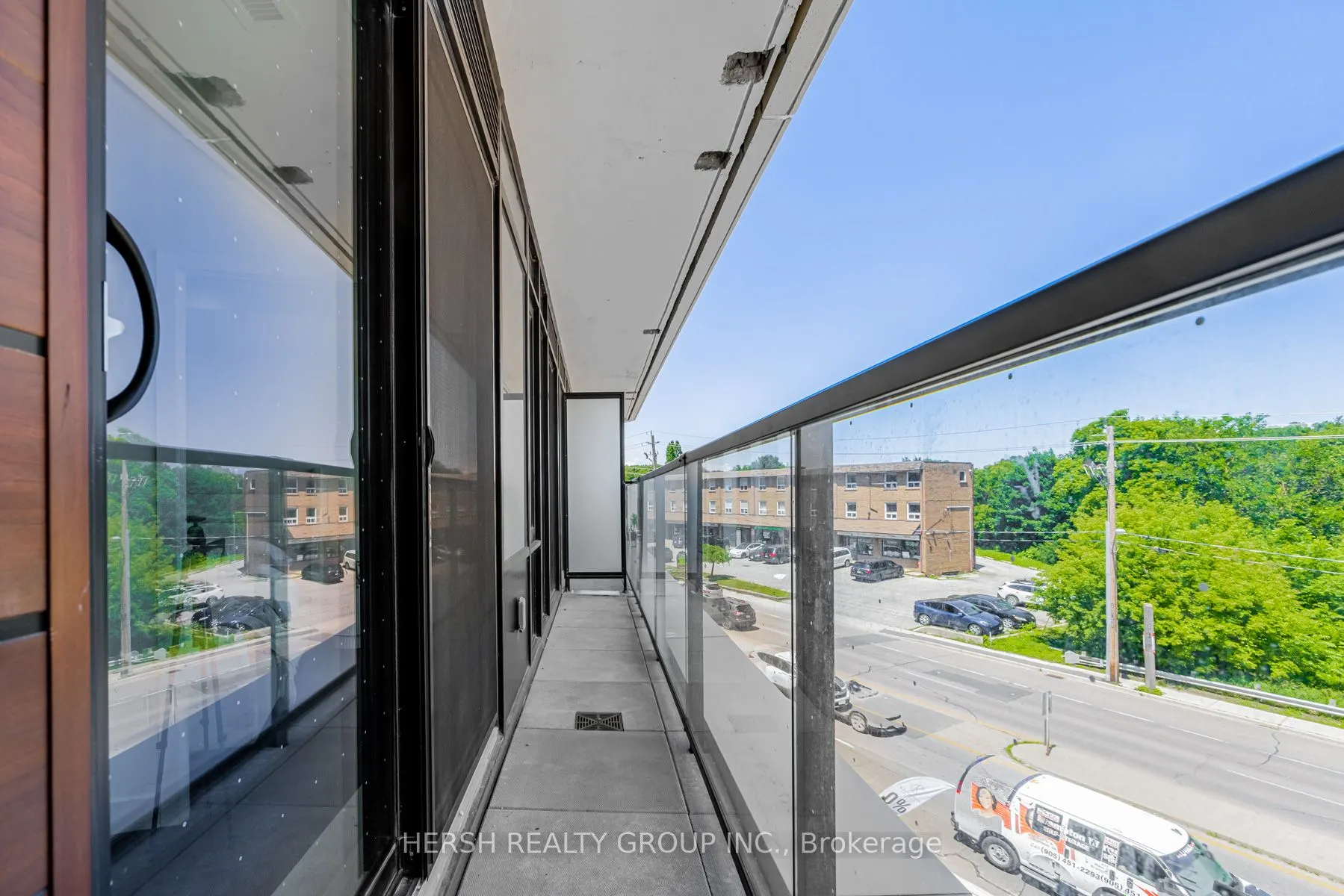 160 Kingsway Crescent #410