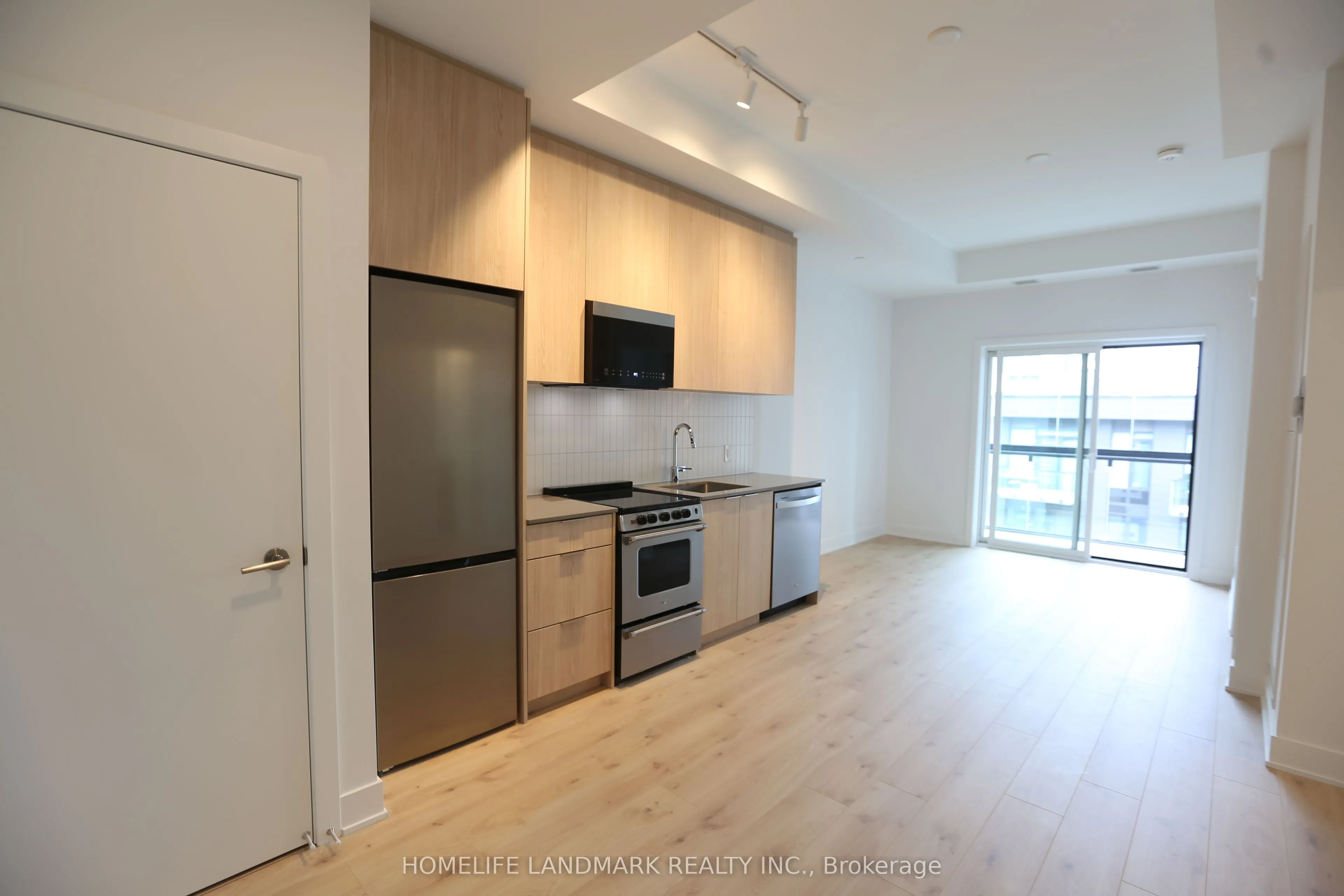 3008 William Cutmore Boulevard #713