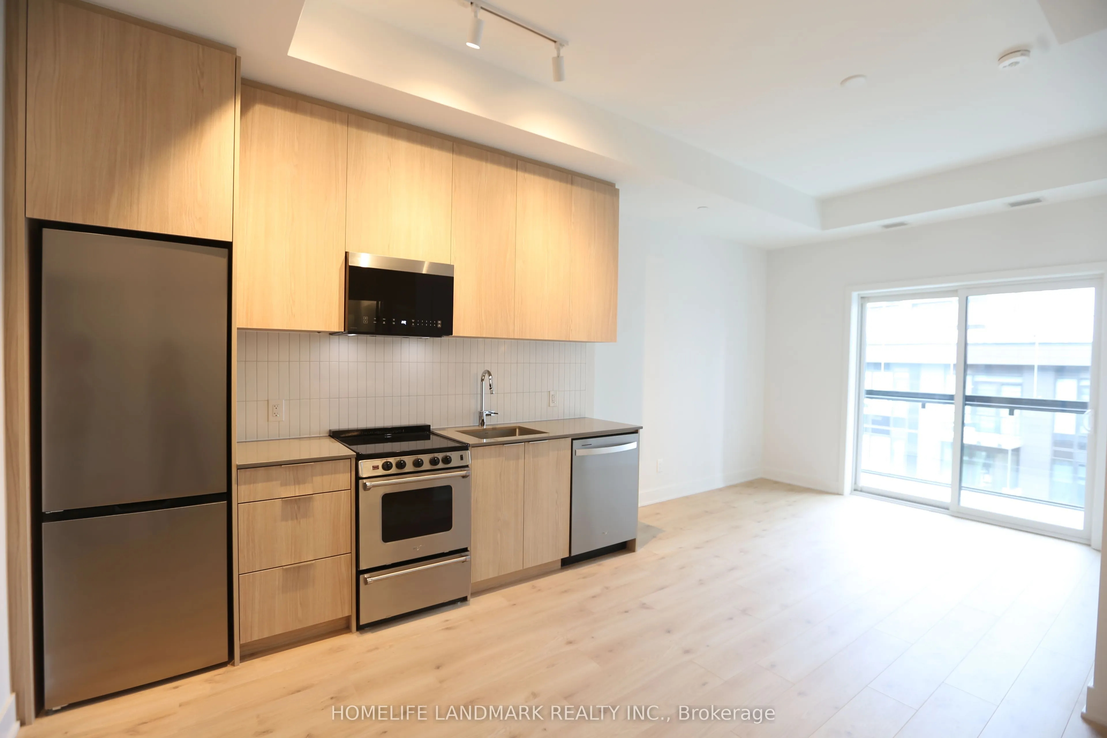 3008 William Cutmore Boulevard #713
