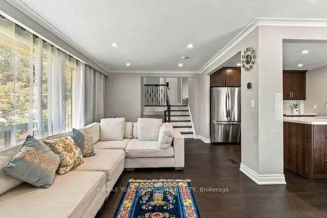 2 Munhall Road