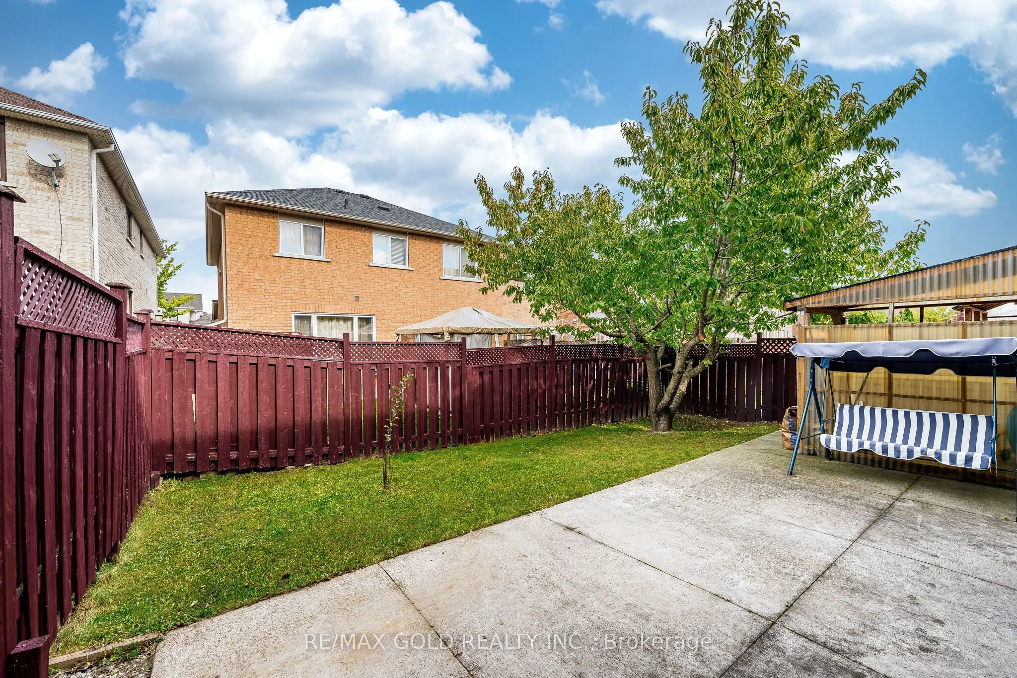 21 Edenvalley Road