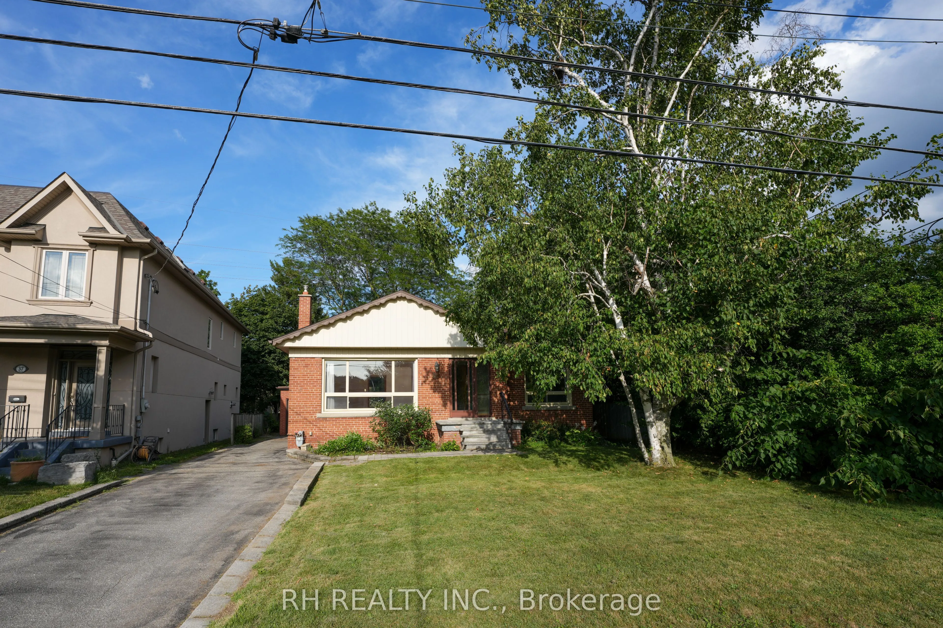 35 Glen Agar Drive