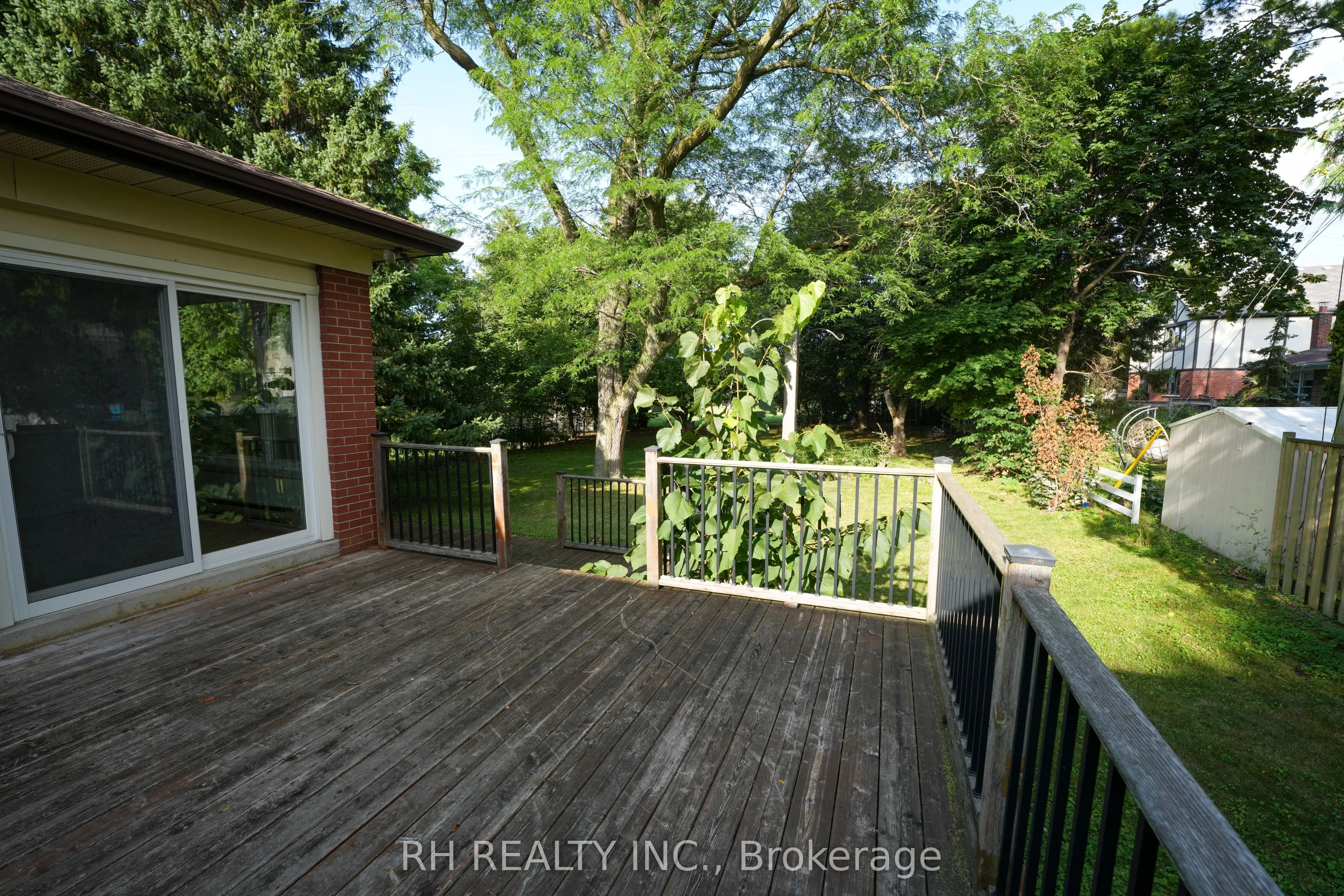 35 Glen Agar Drive
