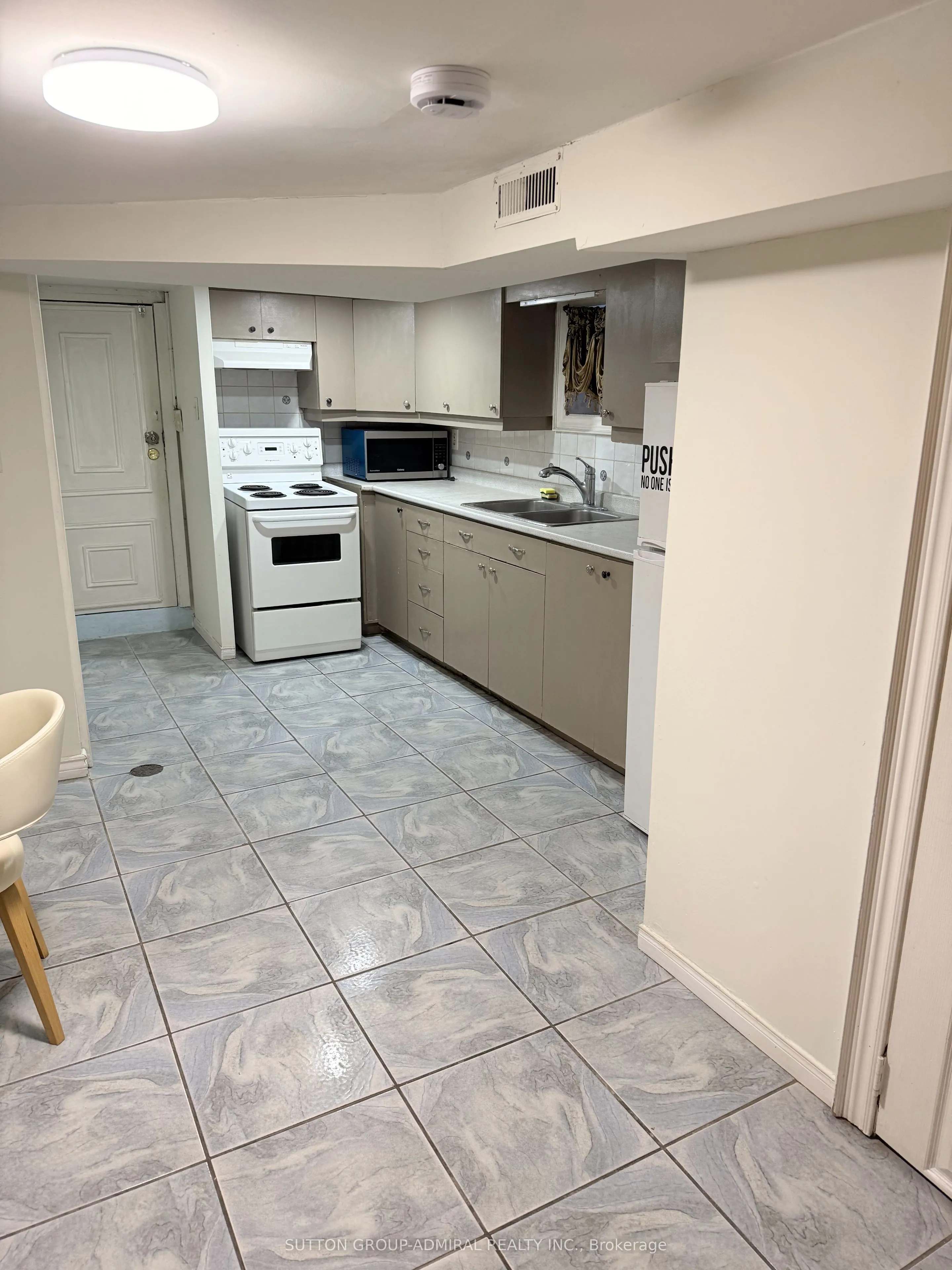 241 Dunraven Drive #Main
