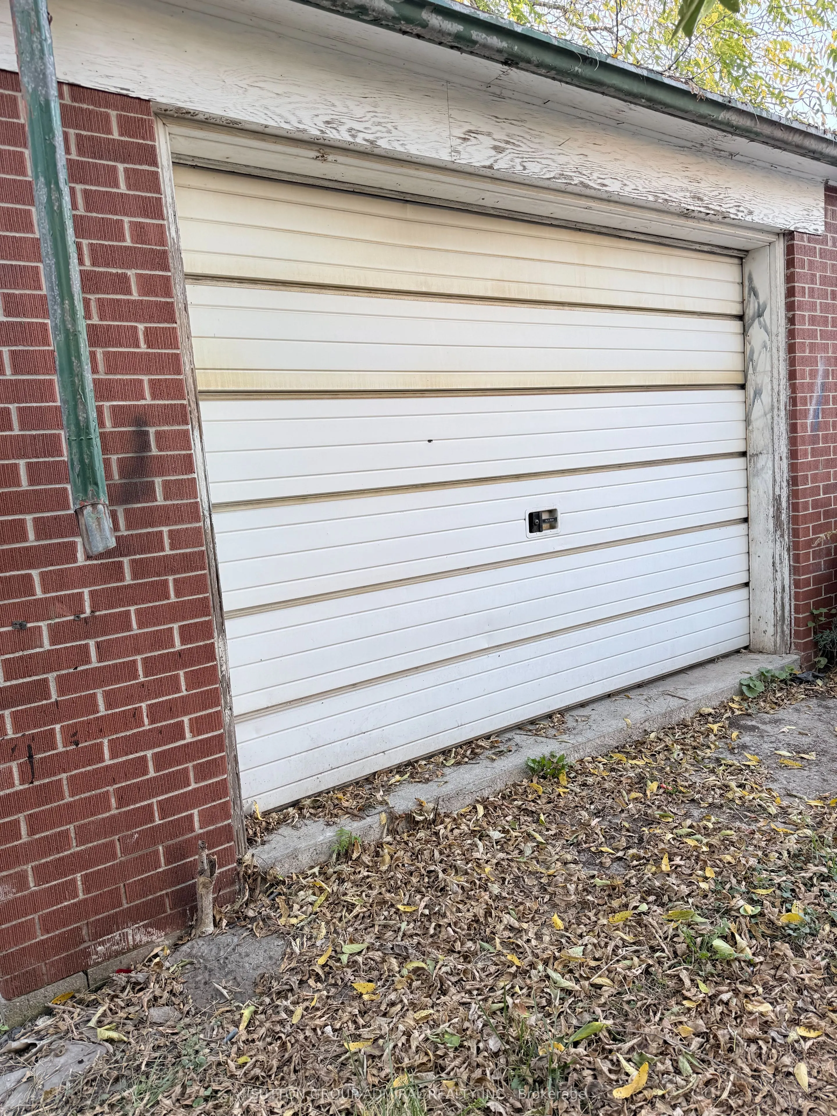 241 Dunraven Drive #Main