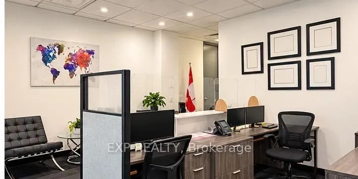 30 Eglinton Avenue W #410
