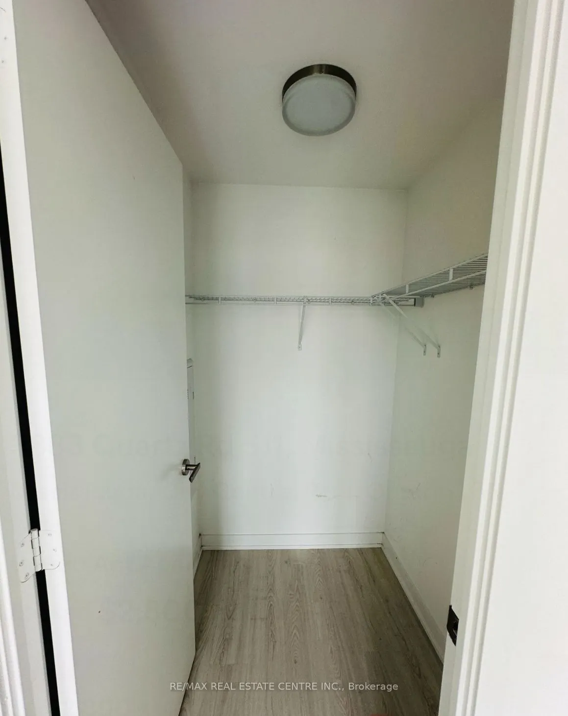 3883 Quartz Road #511
