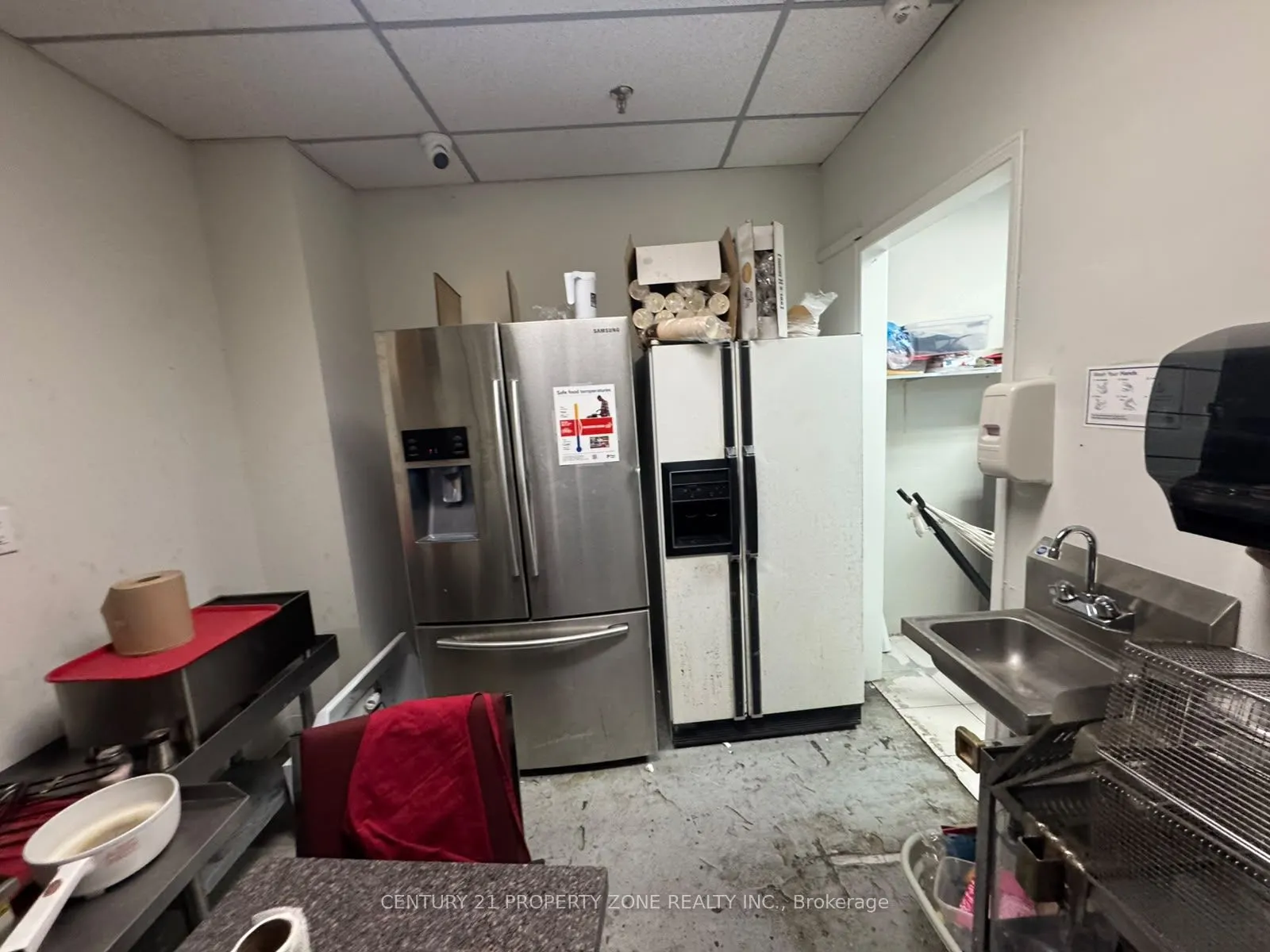 83 Kennedy Road S #17