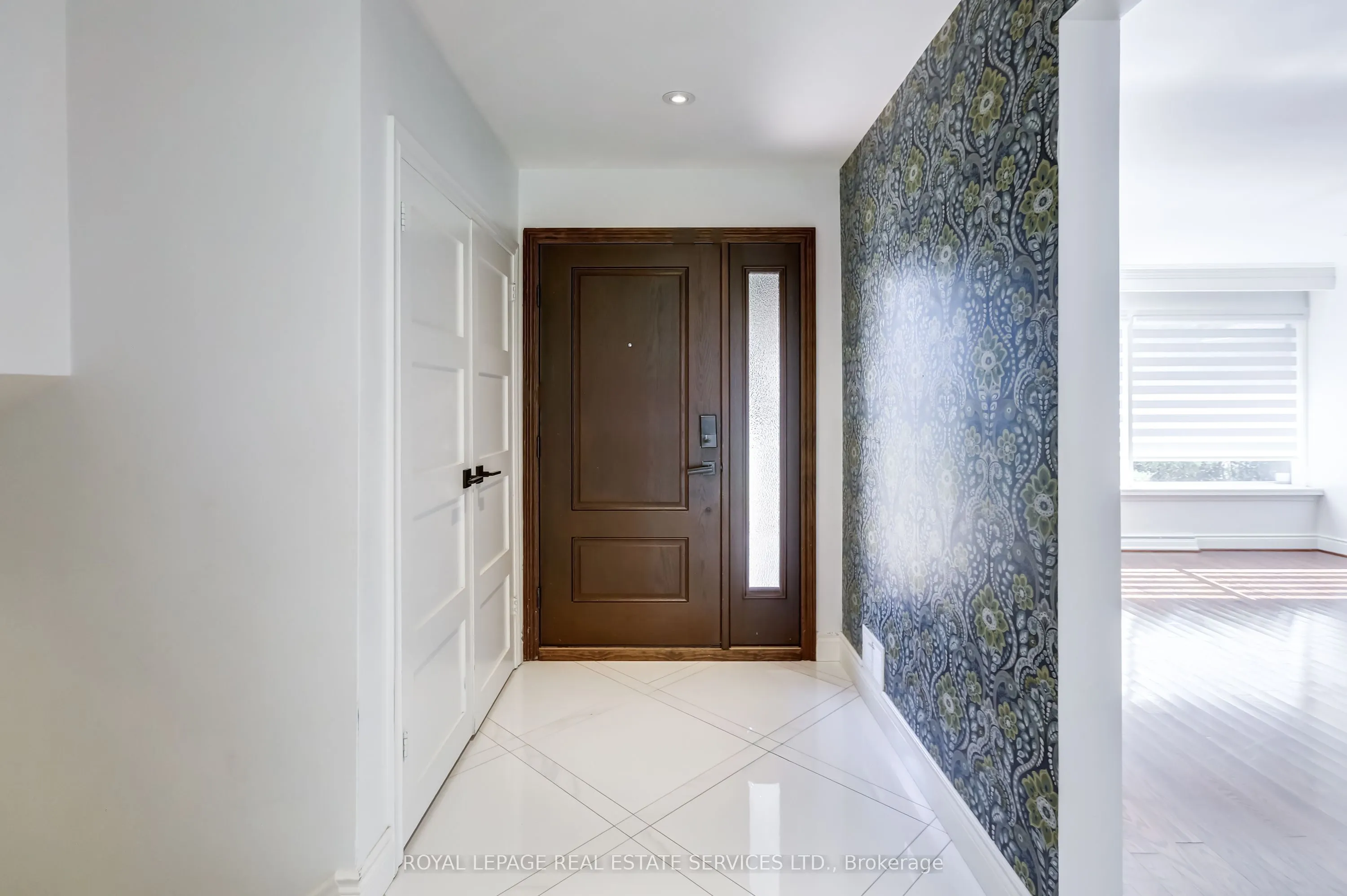 75 Ravensbourne Crescent