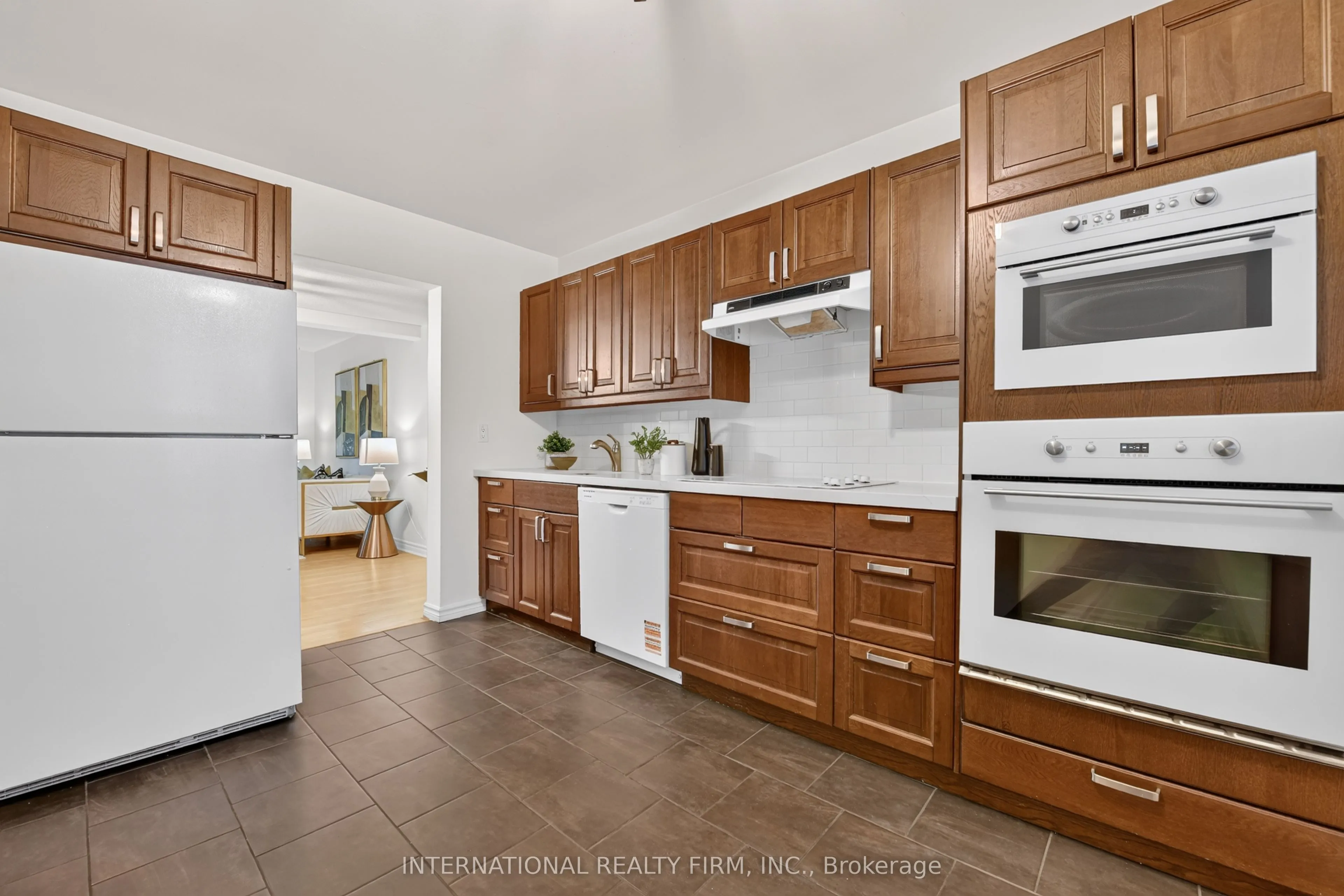 6855 Glen Erin Drive #15