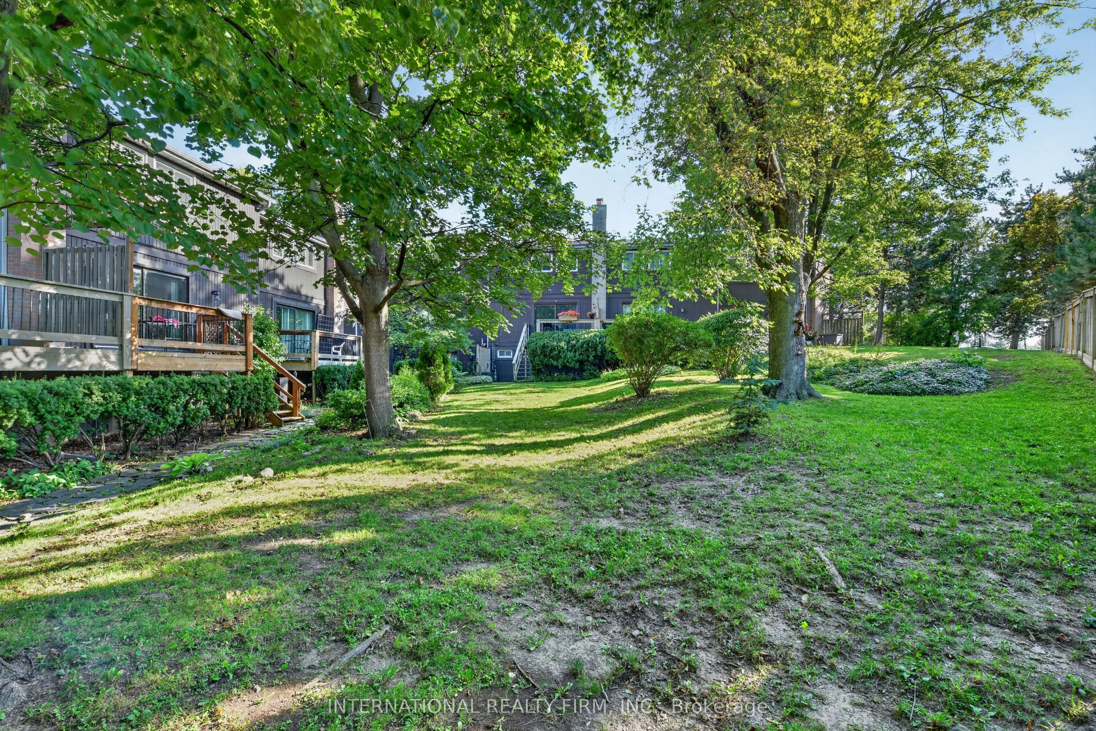 6855 Glen Erin Drive #15