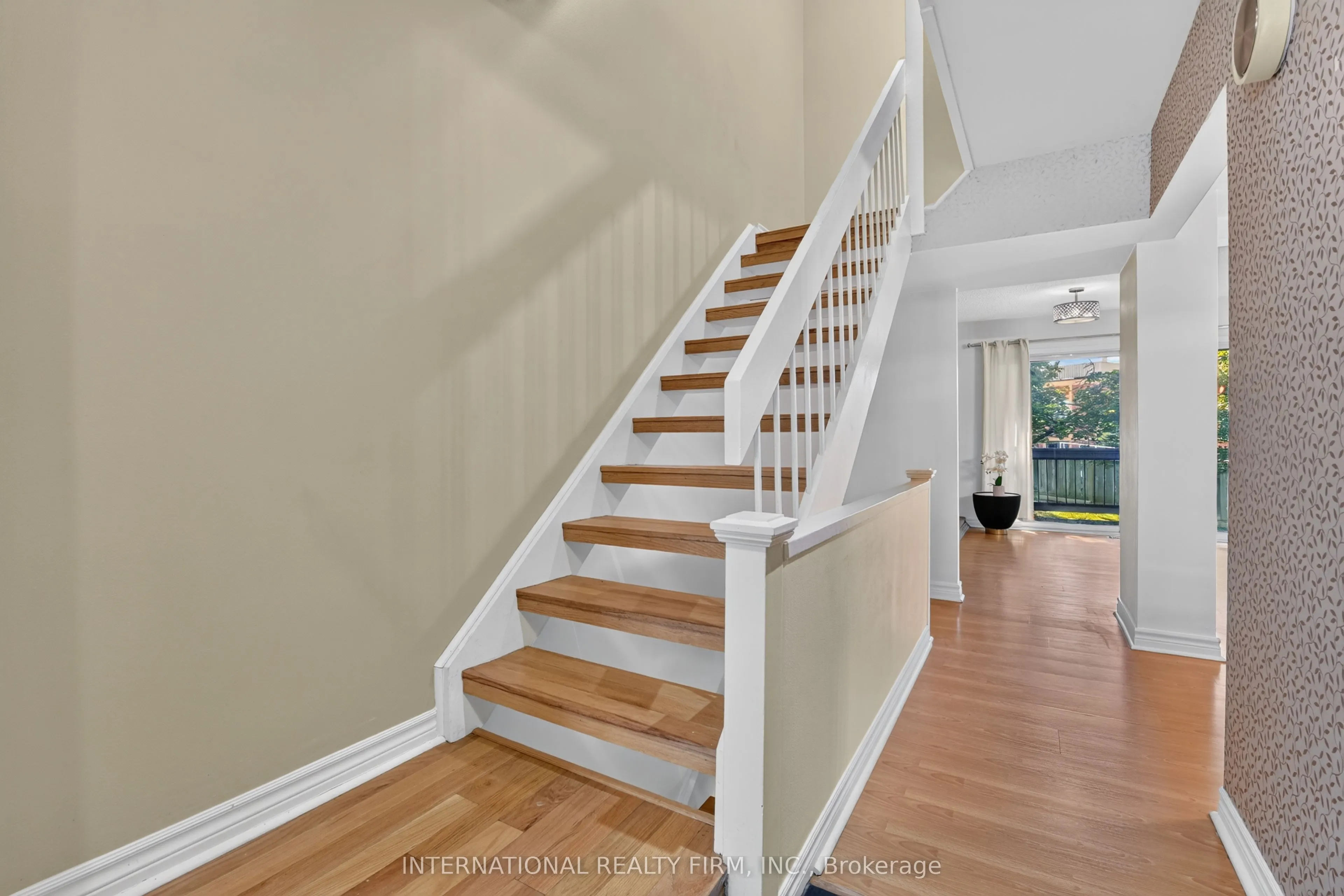 6855 Glen Erin Drive #15