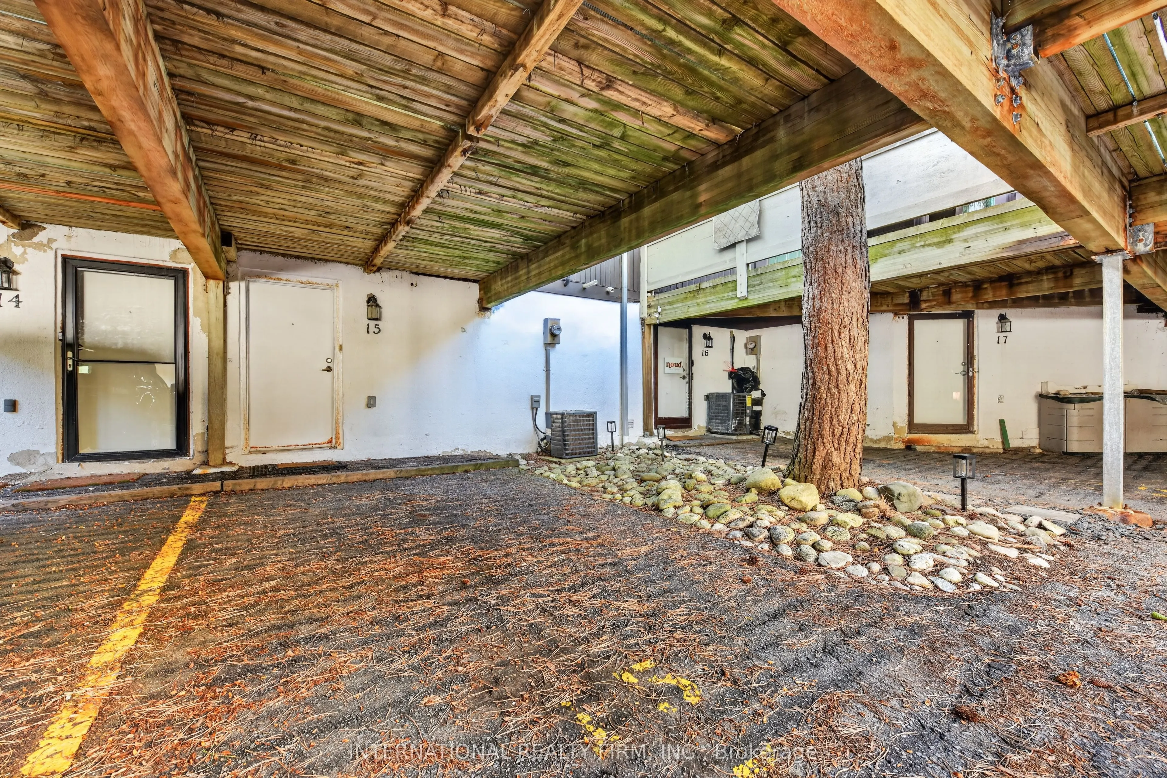 6855 Glen Erin Drive #15