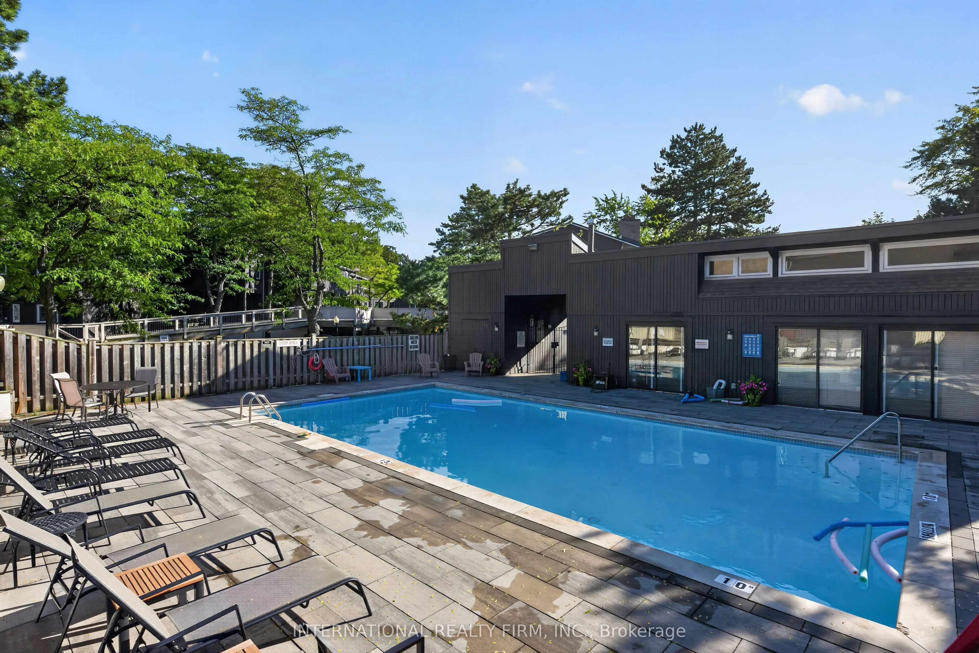6855 Glen Erin Drive #15