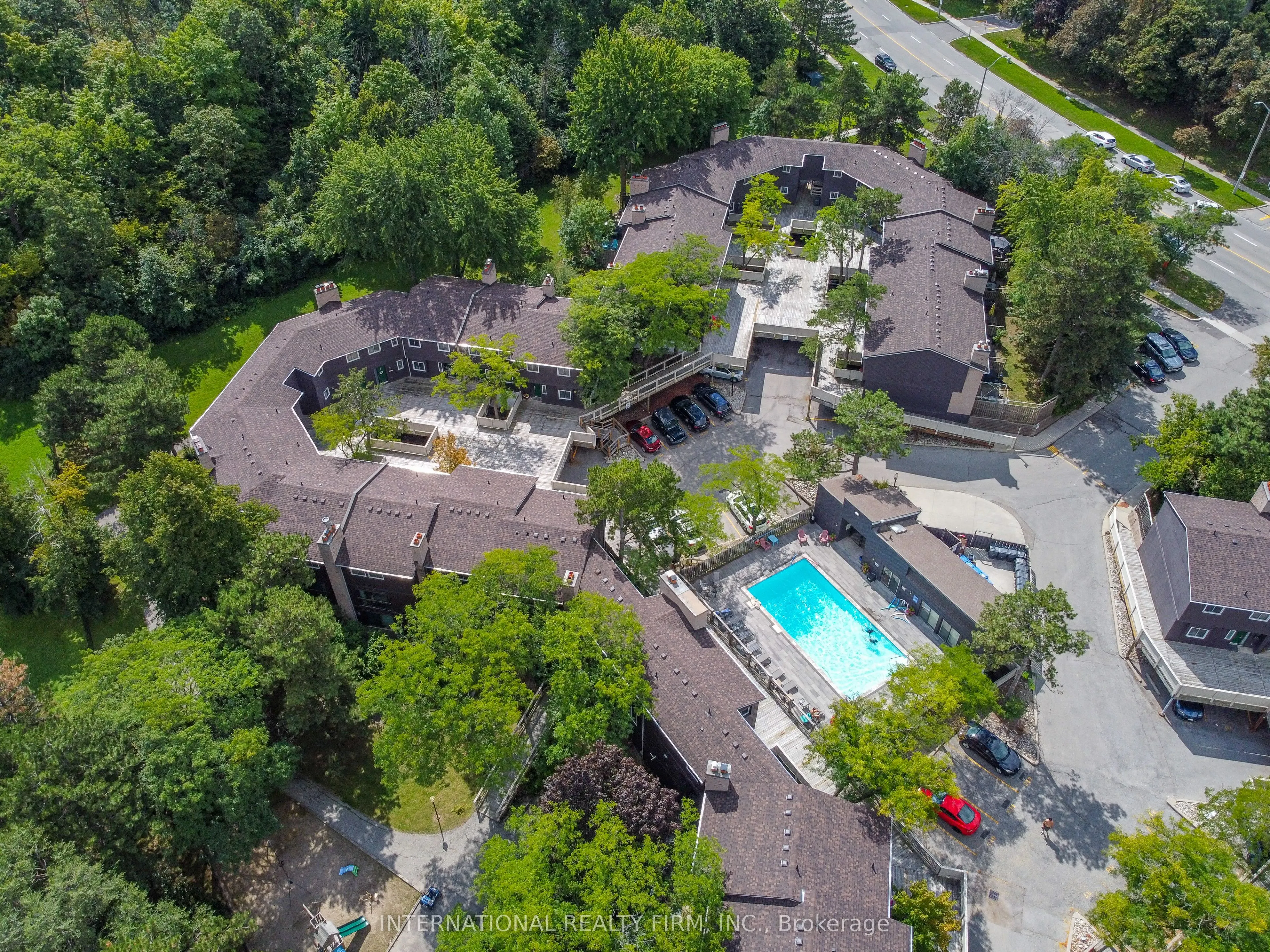 6855 Glen Erin Drive #15