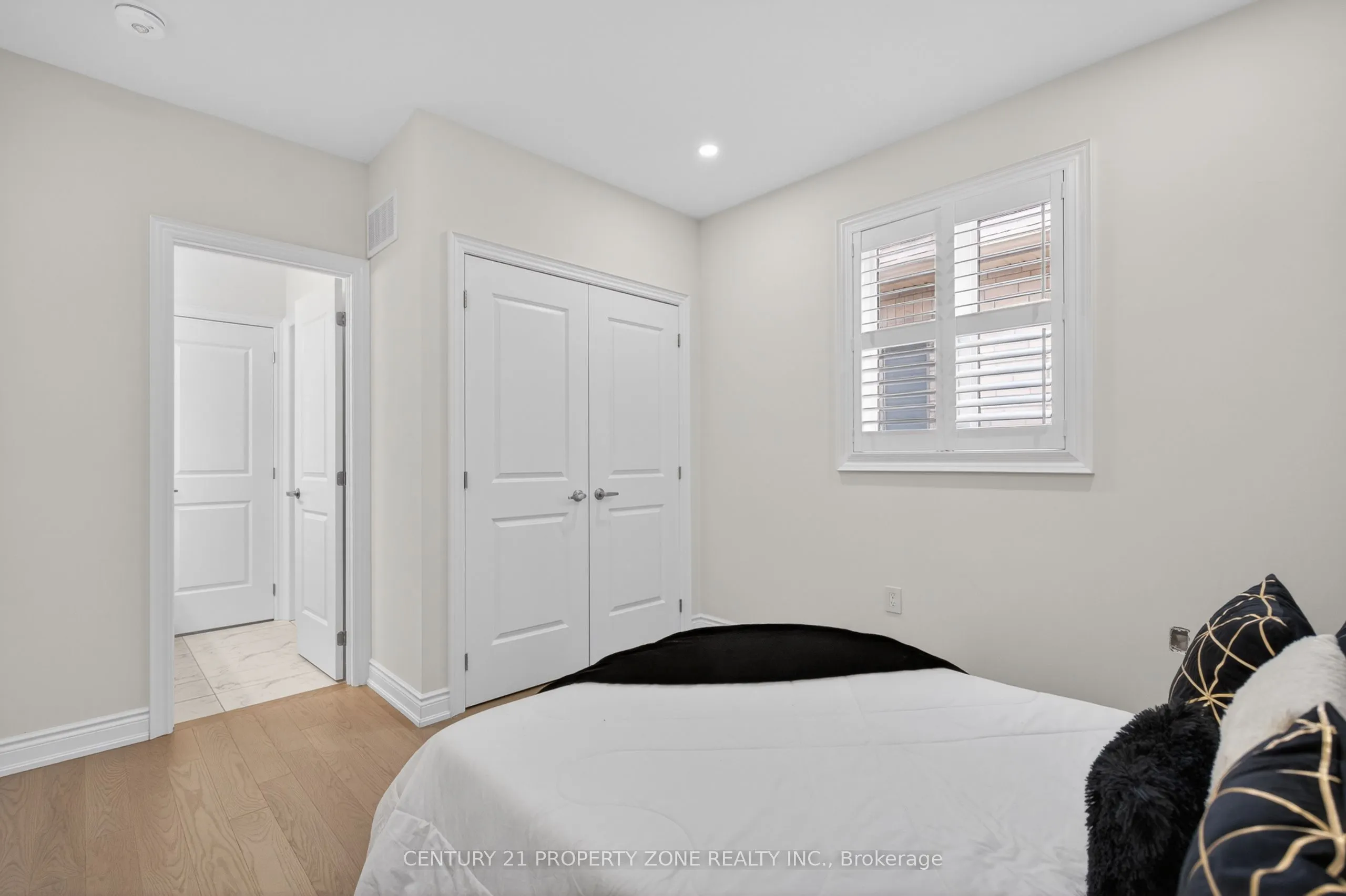 105 Walker Road W