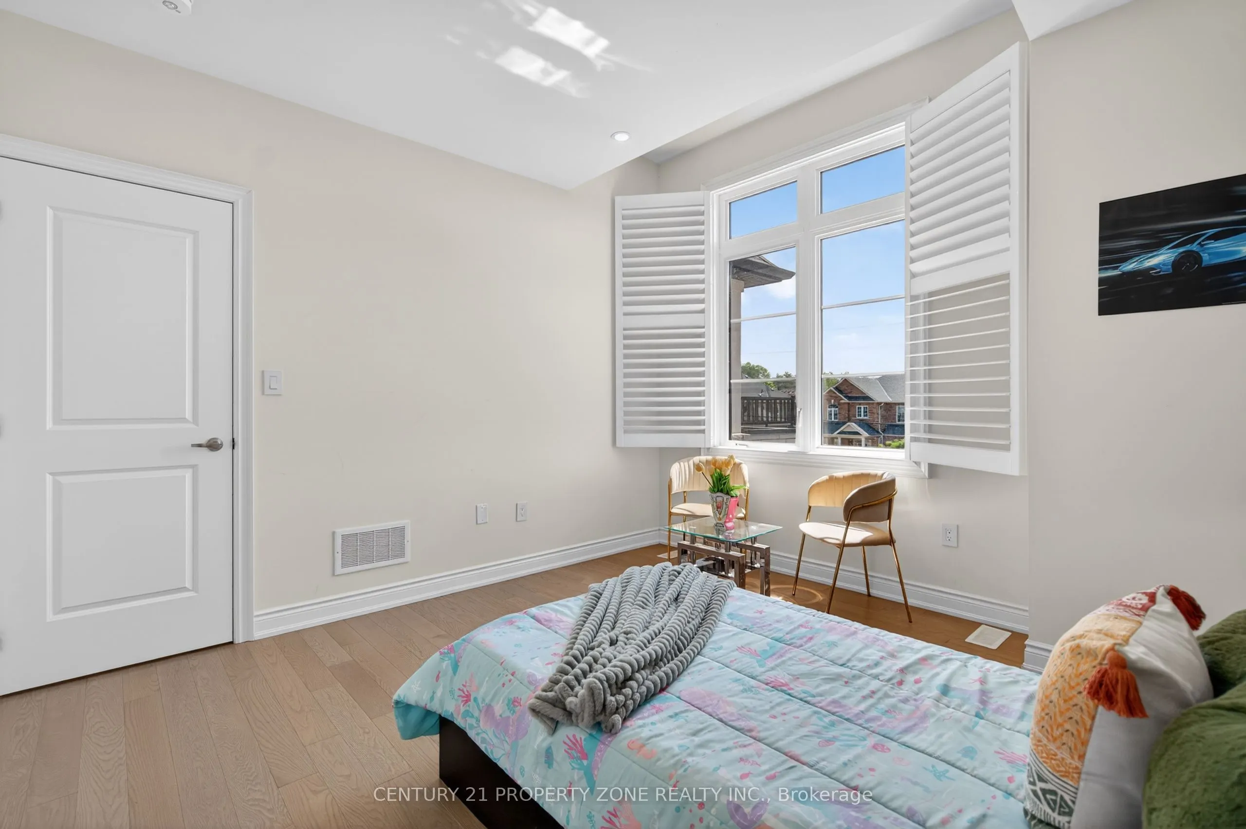 105 Walker Road W