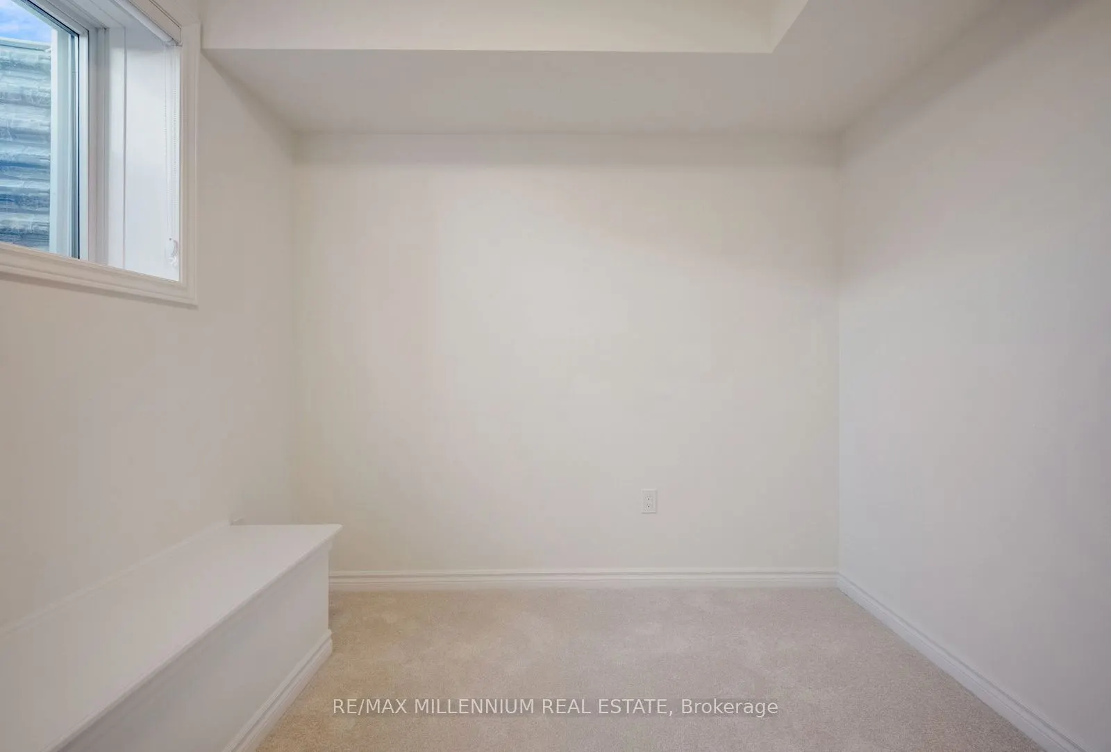 10 Thornbird Crescent #Main