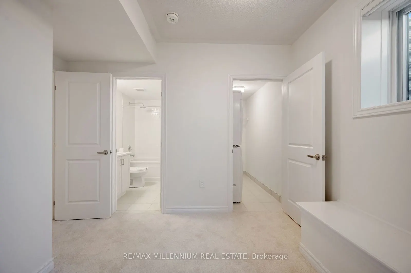10 Thornbird Crescent #Main