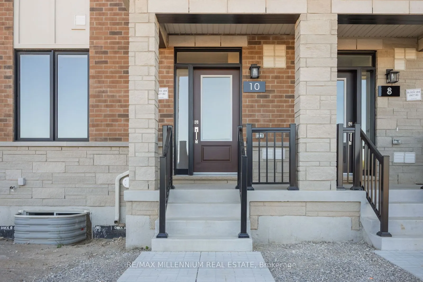 10 Thornbird Crescent #Main