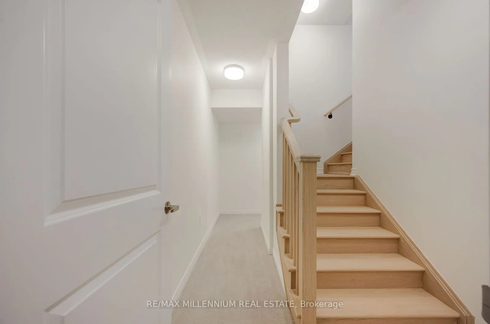 10 Thornbird Crescent #Main