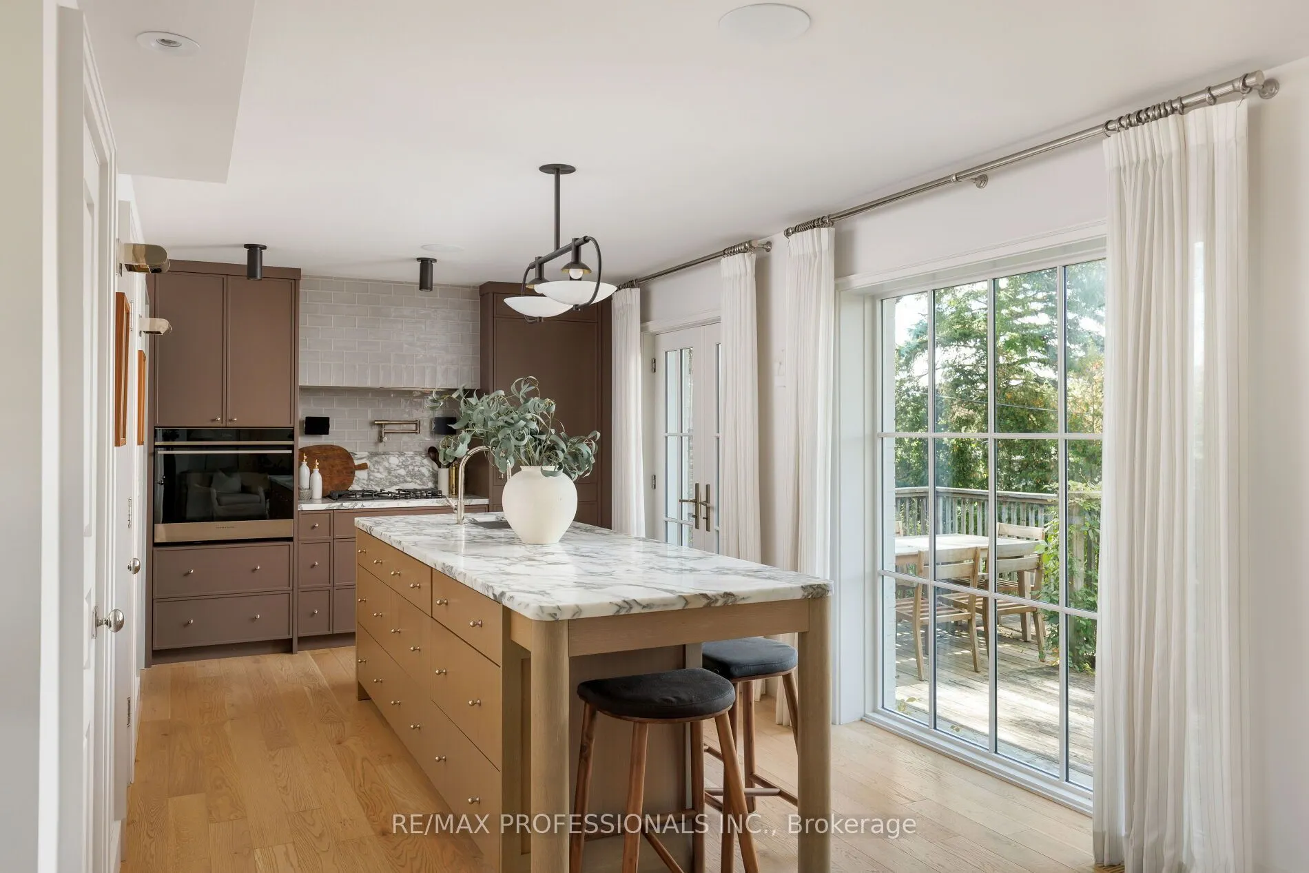 8 Glenn Murray Drive