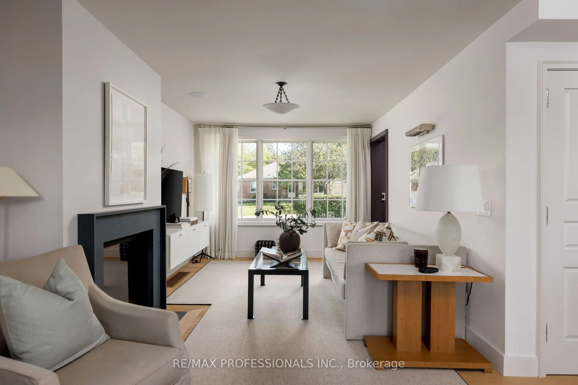8 Glenn Murray Drive