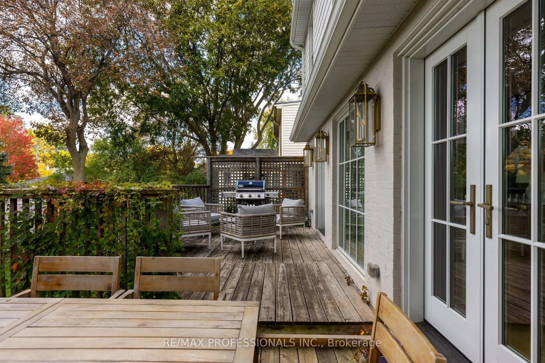 8 Glenn Murray Drive