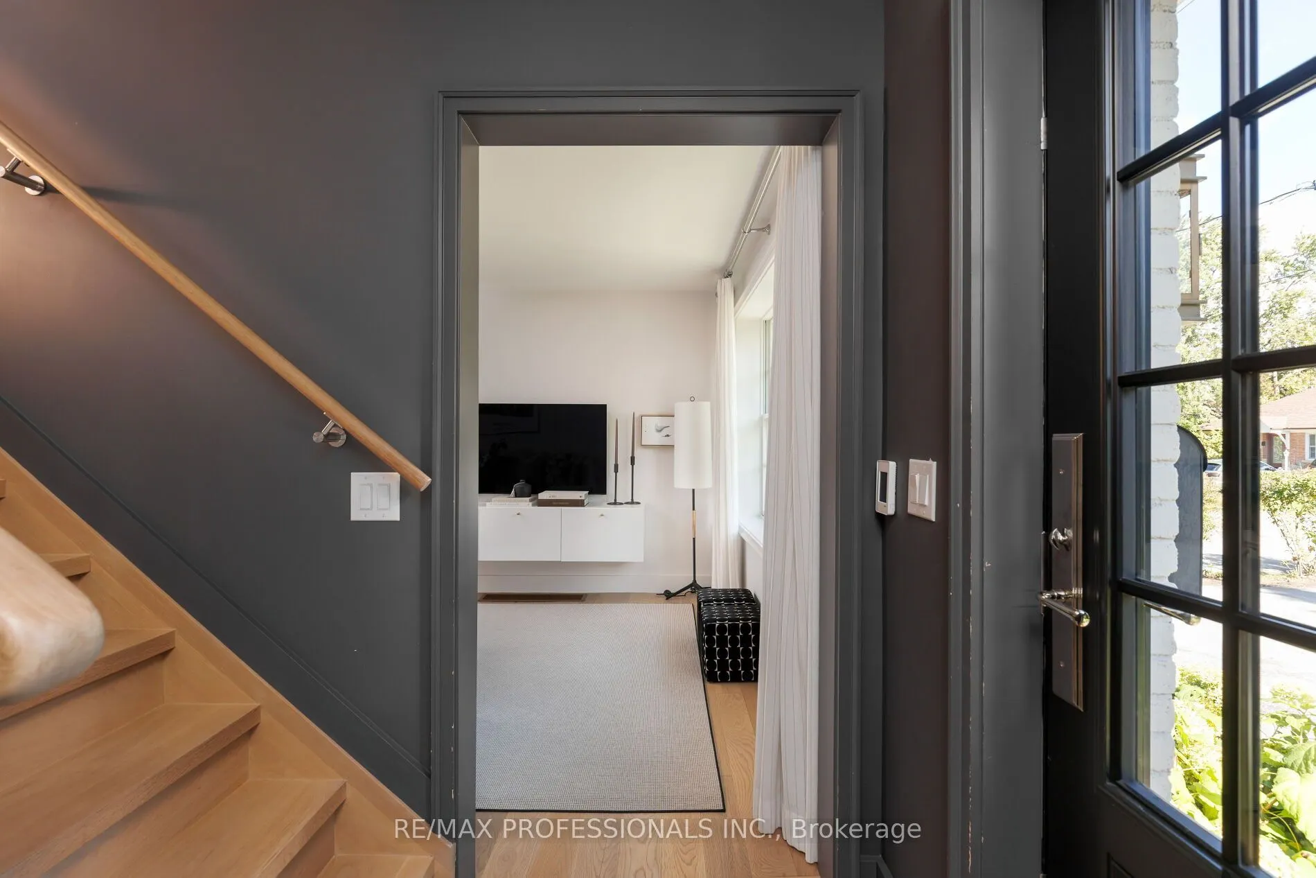 8 Glenn Murray Drive