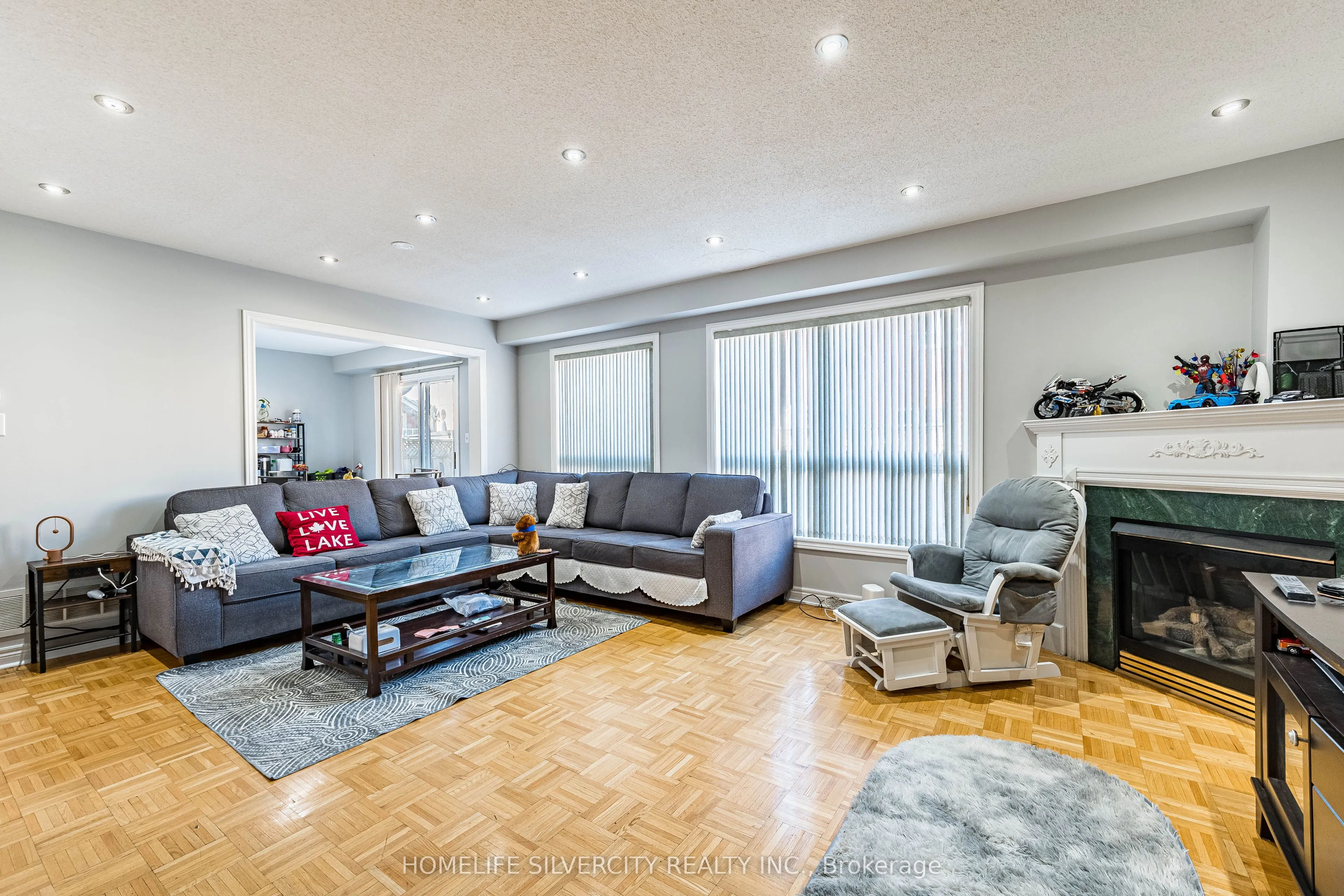 7 Shadyridge Road