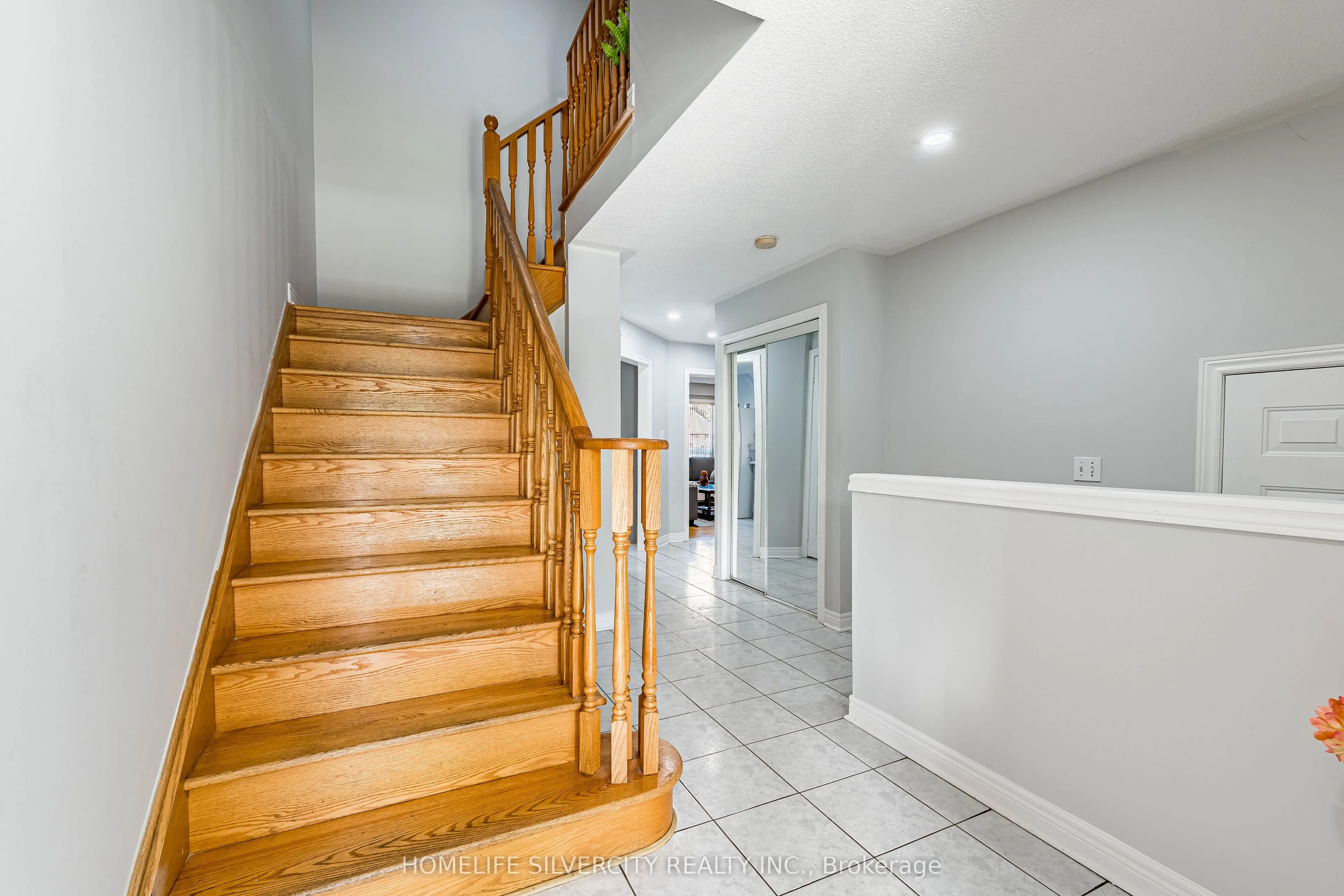 7 Shadyridge Road
