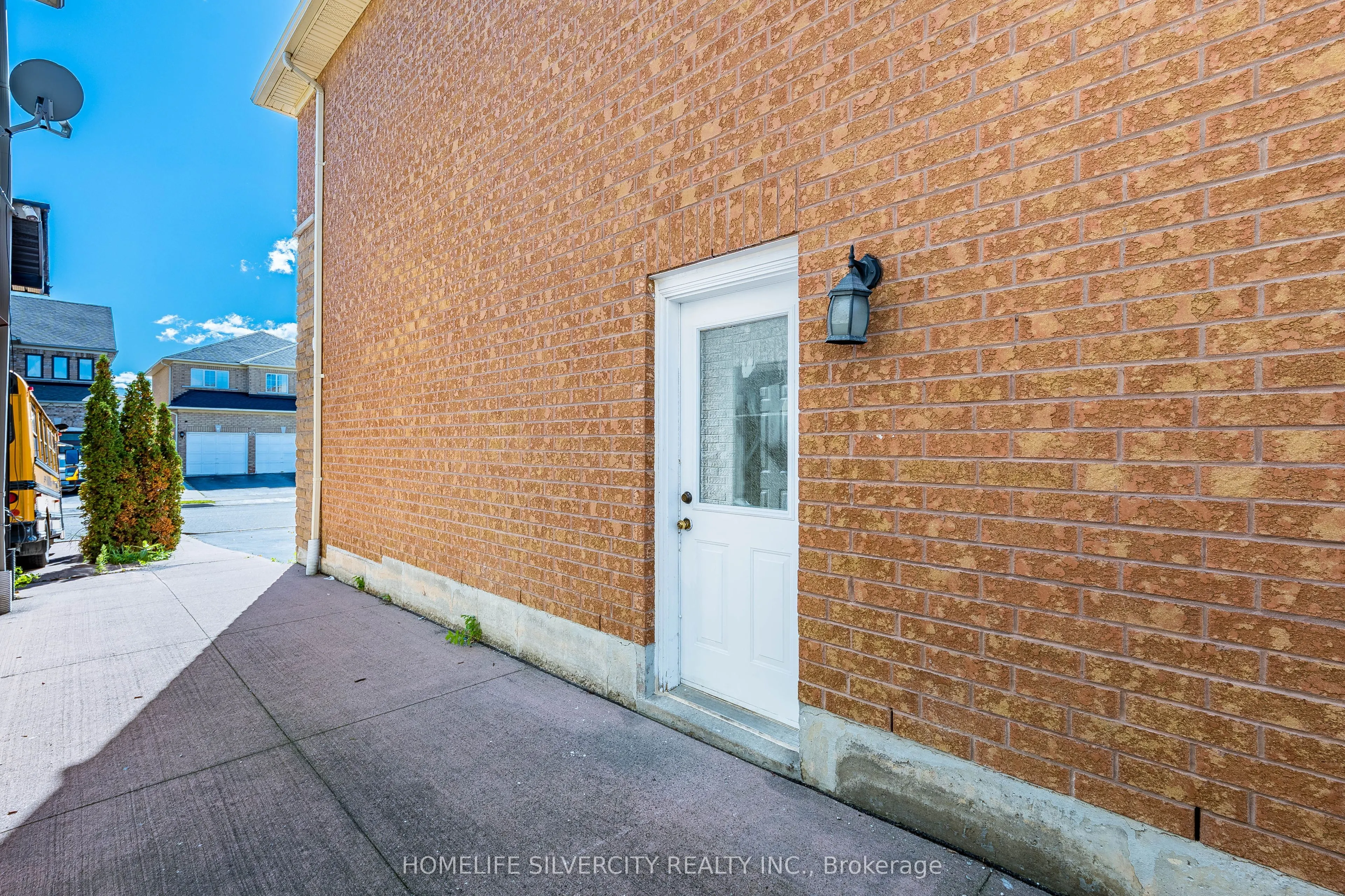 7 Shadyridge Road