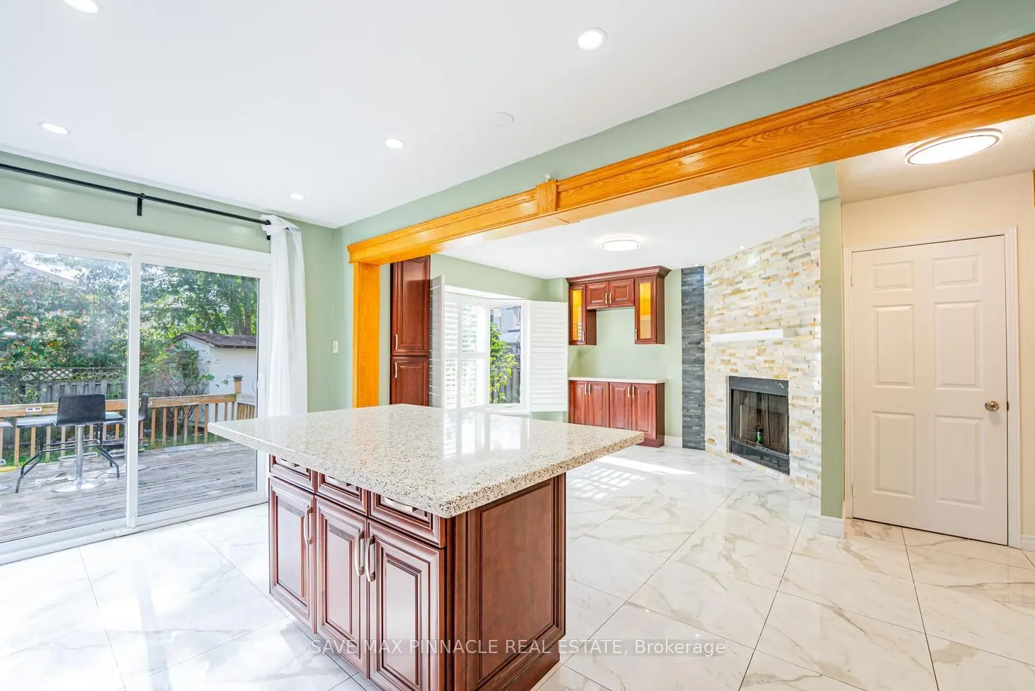 3118 Shadetree Drive