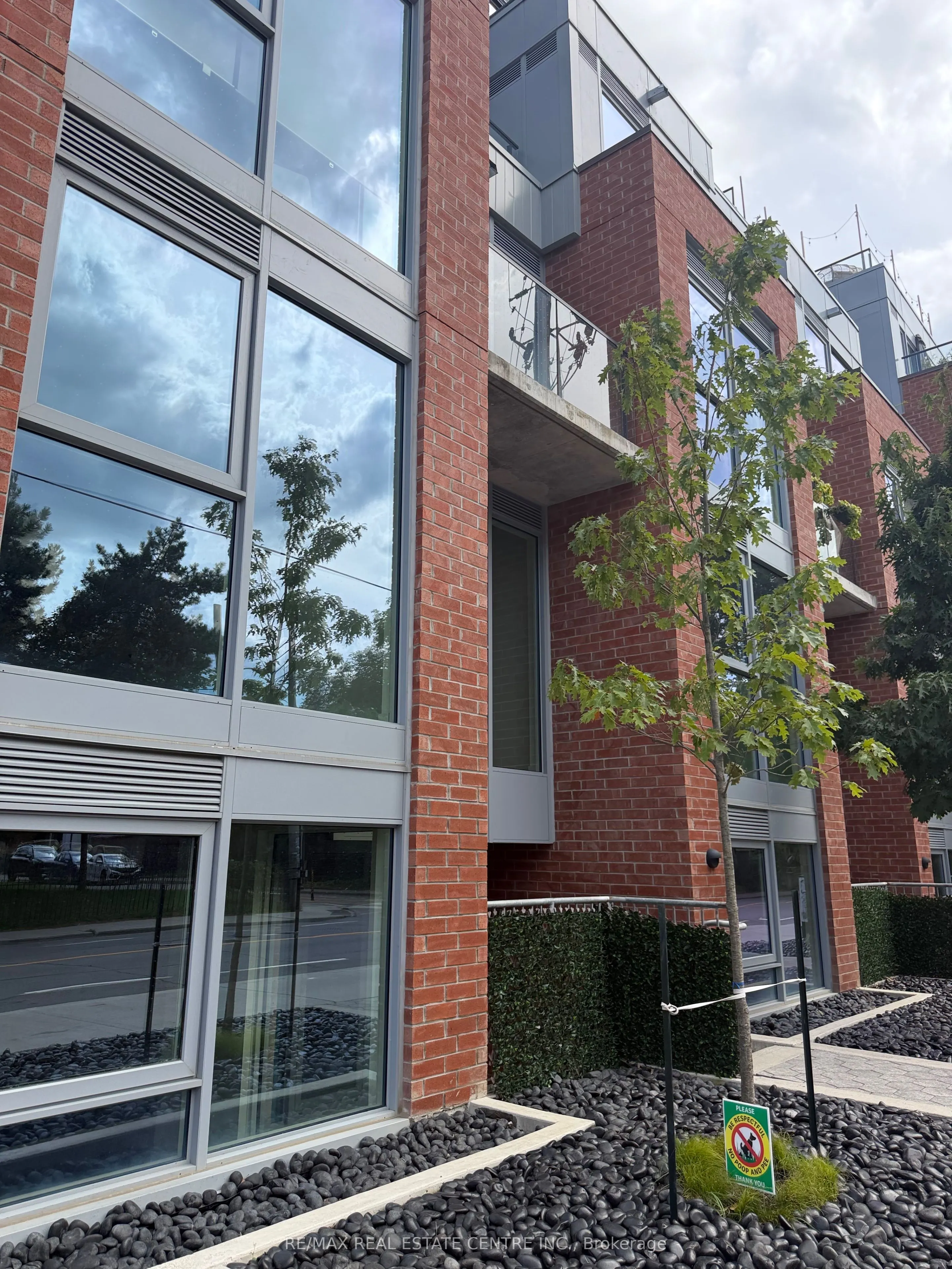 57 Brock Avenue #514