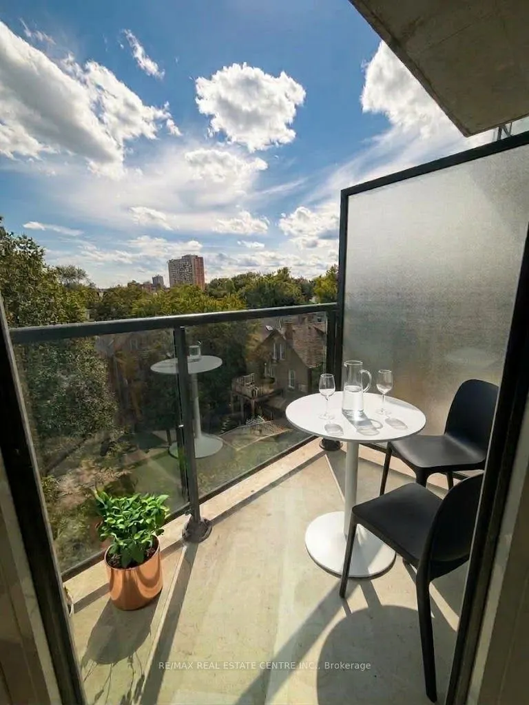 57 Brock Avenue #514