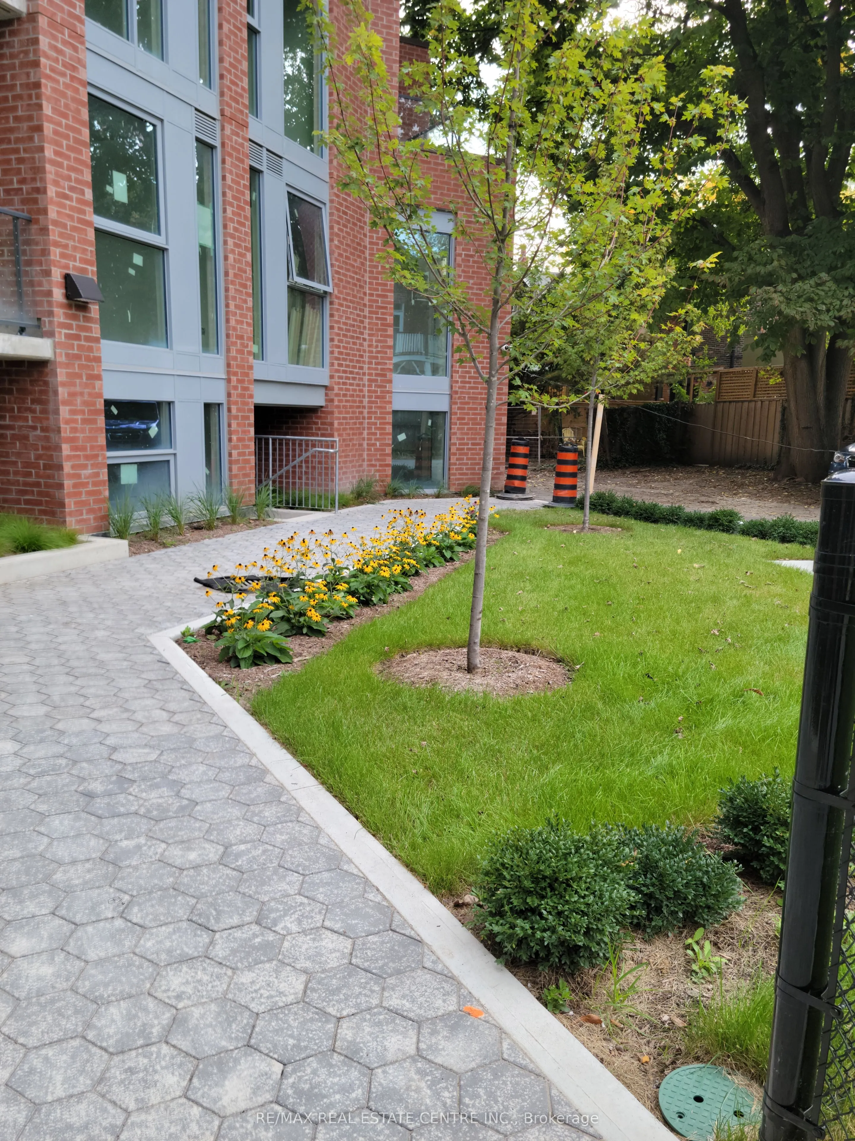 57 Brock Avenue #514