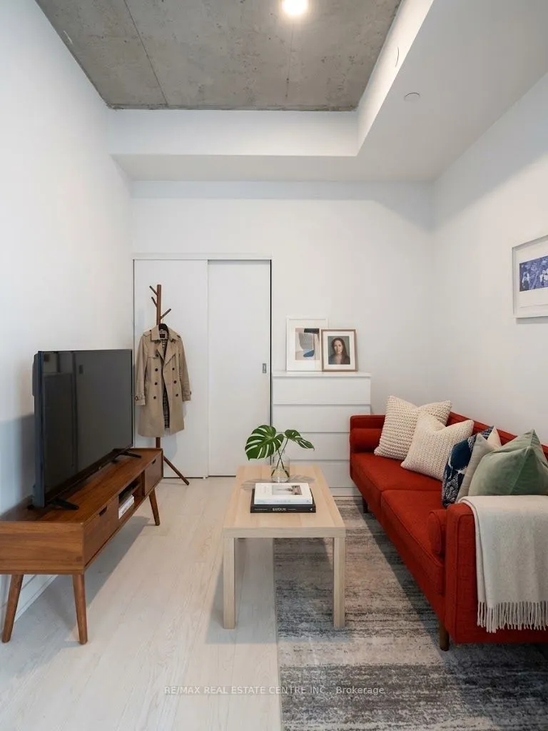 57 Brock Avenue #514