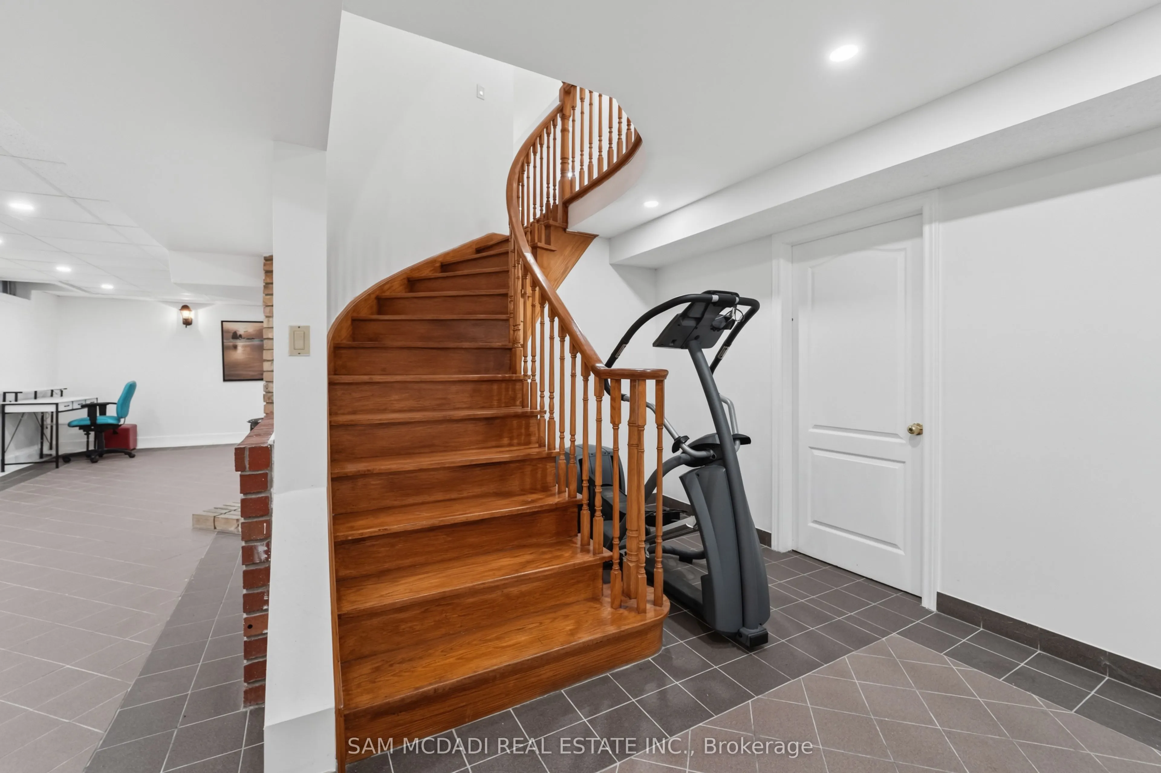 3071 Bayberry Drive
