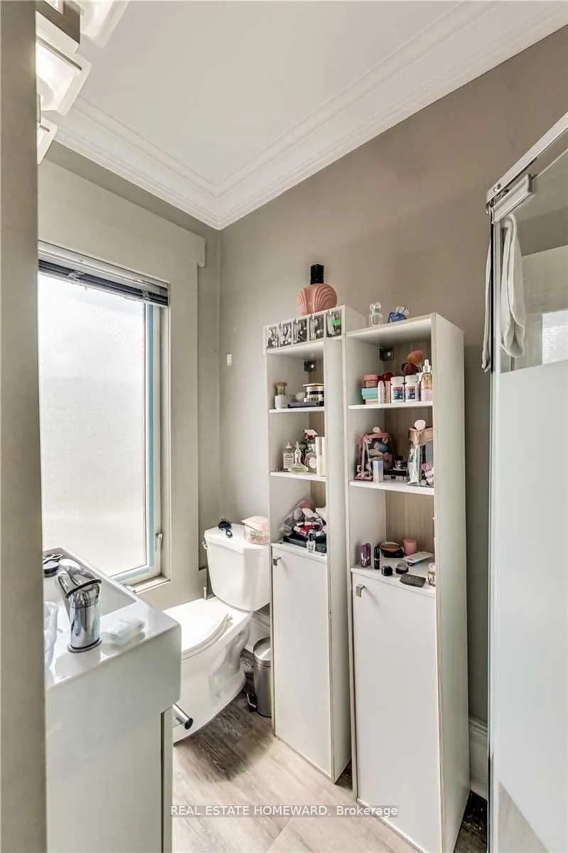73 Elm Grove Avenue #4