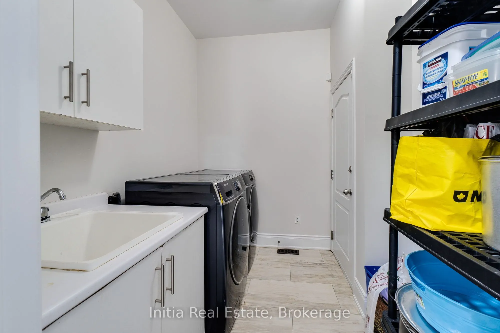 12 Erintown Crescent S