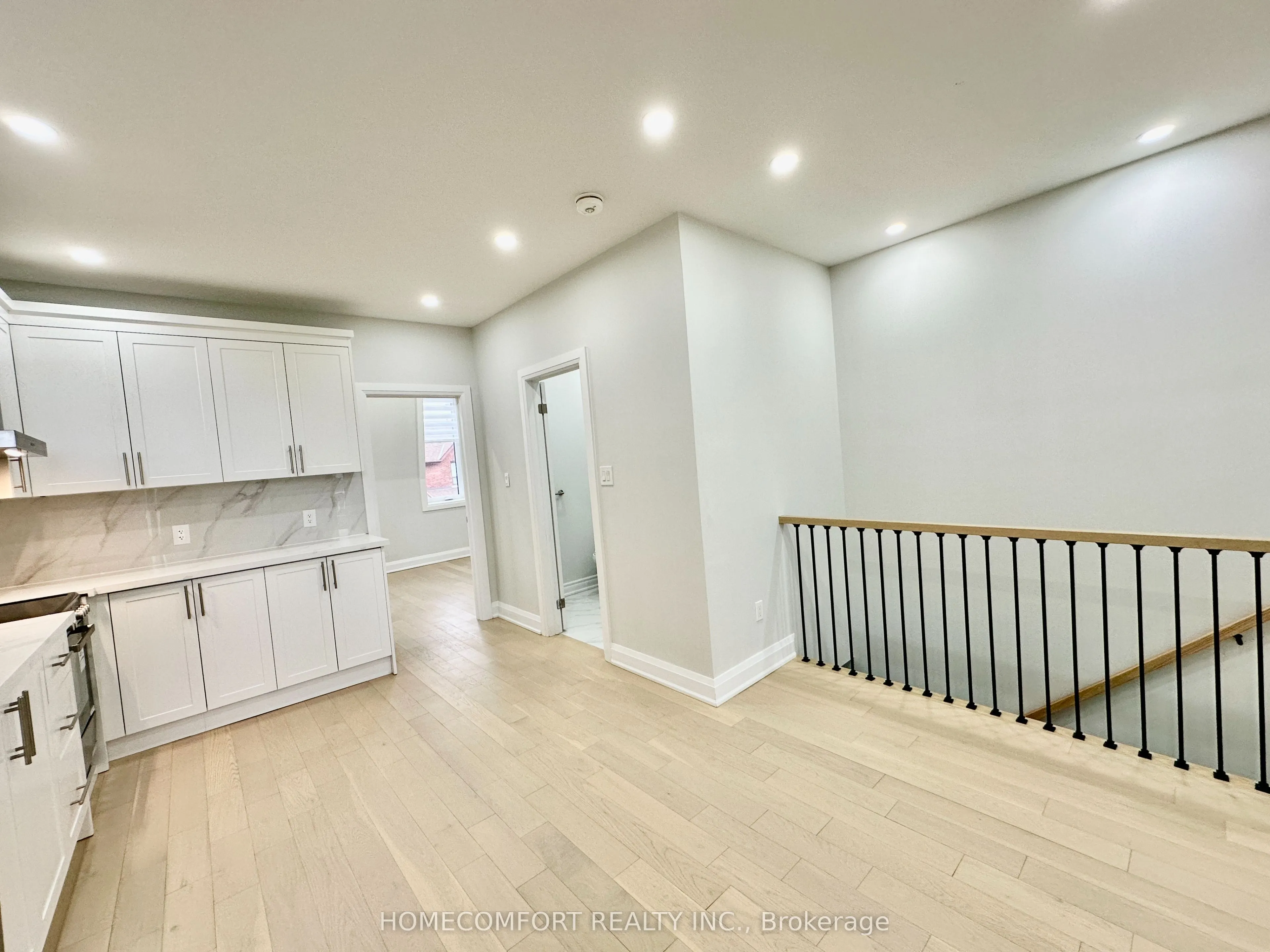 211 Osler Street #Upper