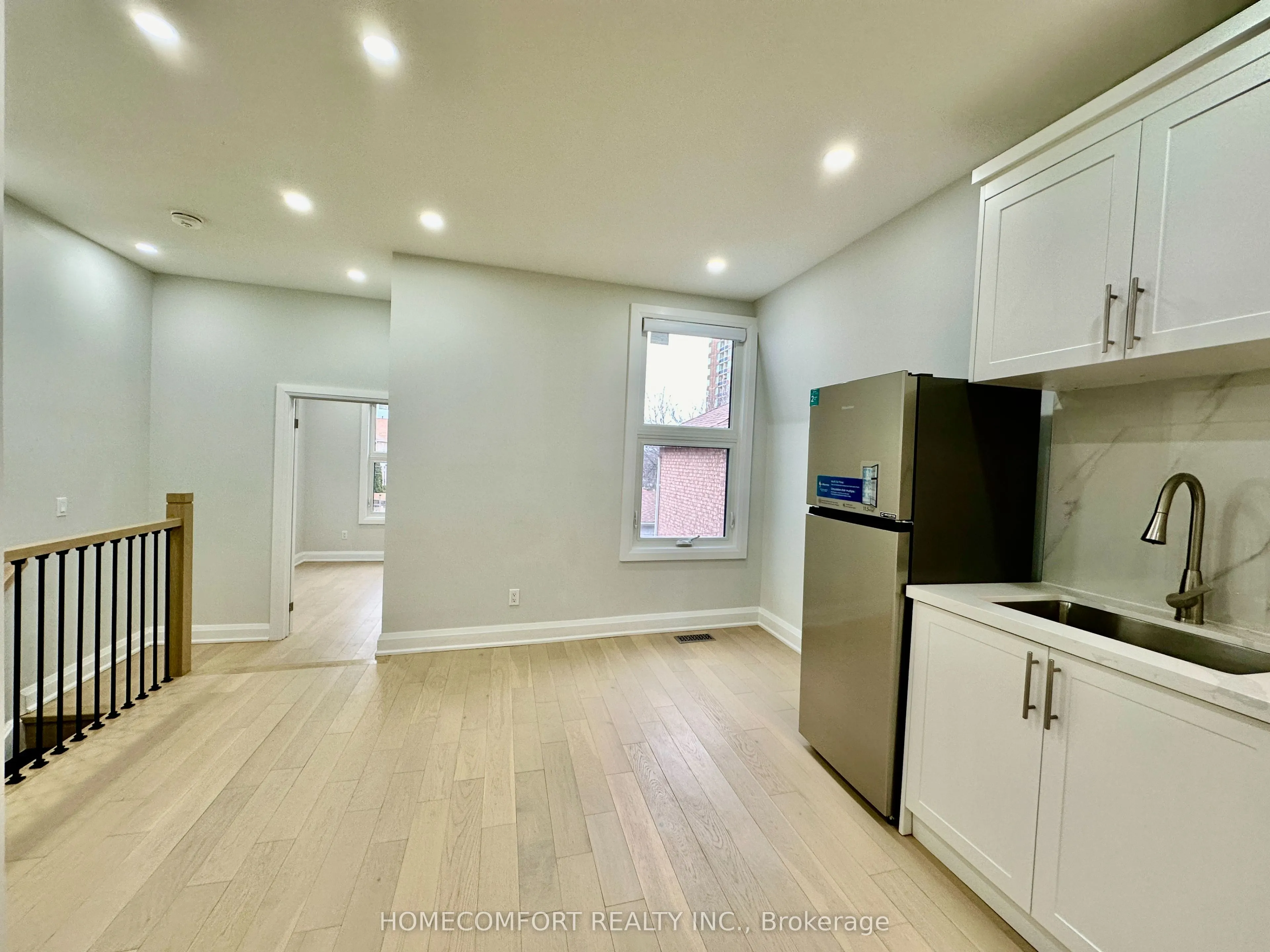 211 Osler Street #Upper