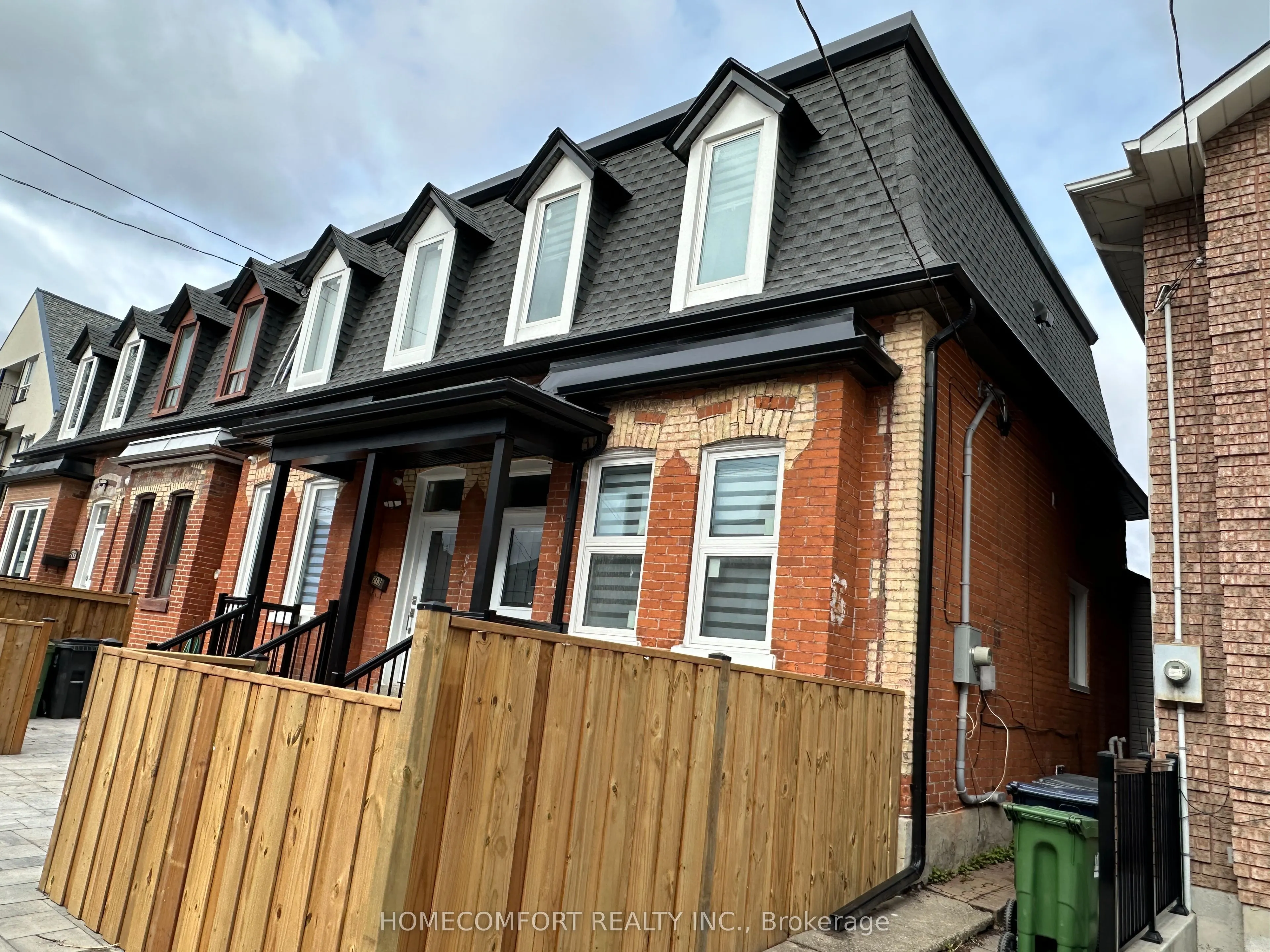 211 Osler Street #Upper