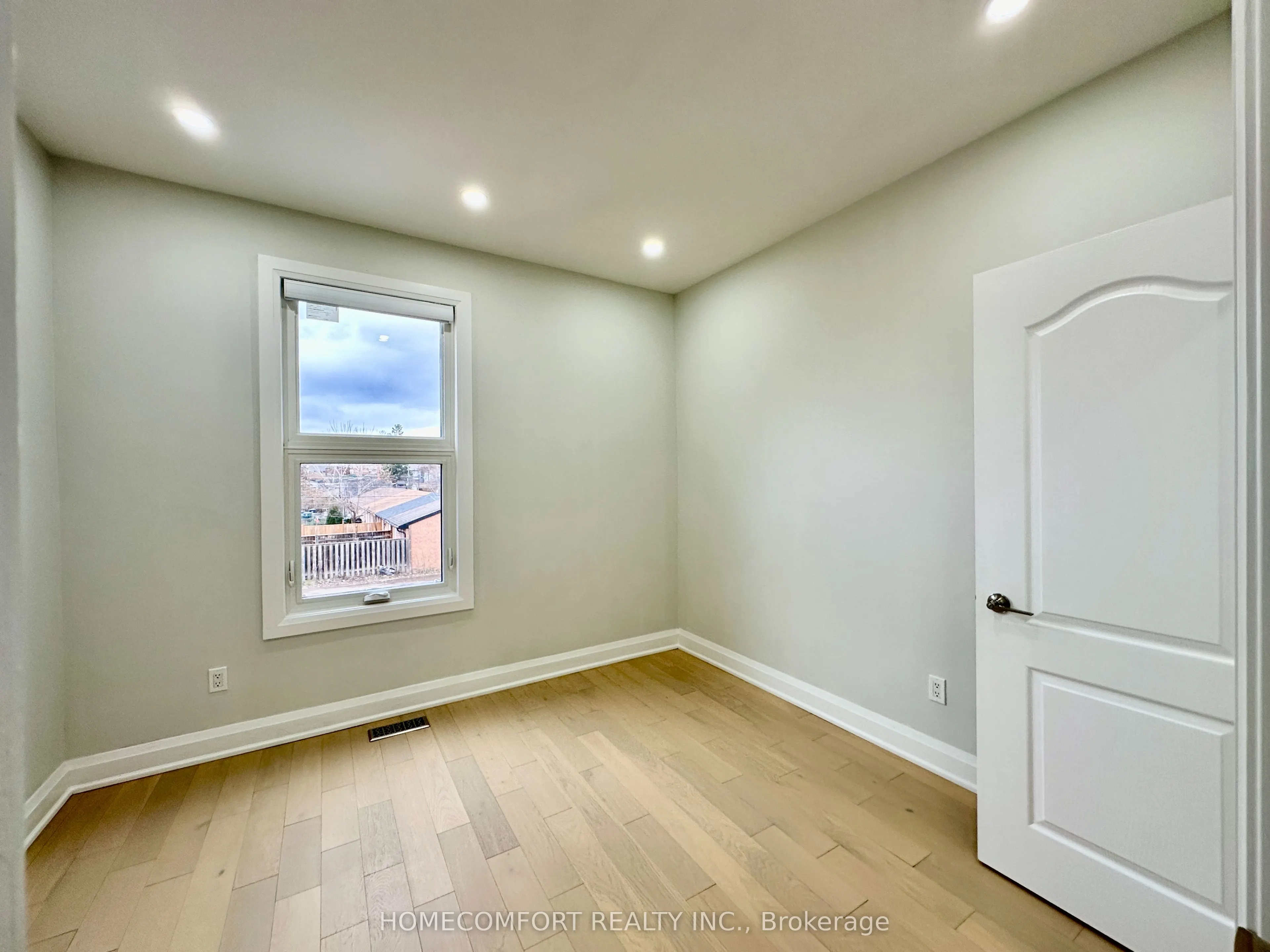 211 Osler Street #Upper
