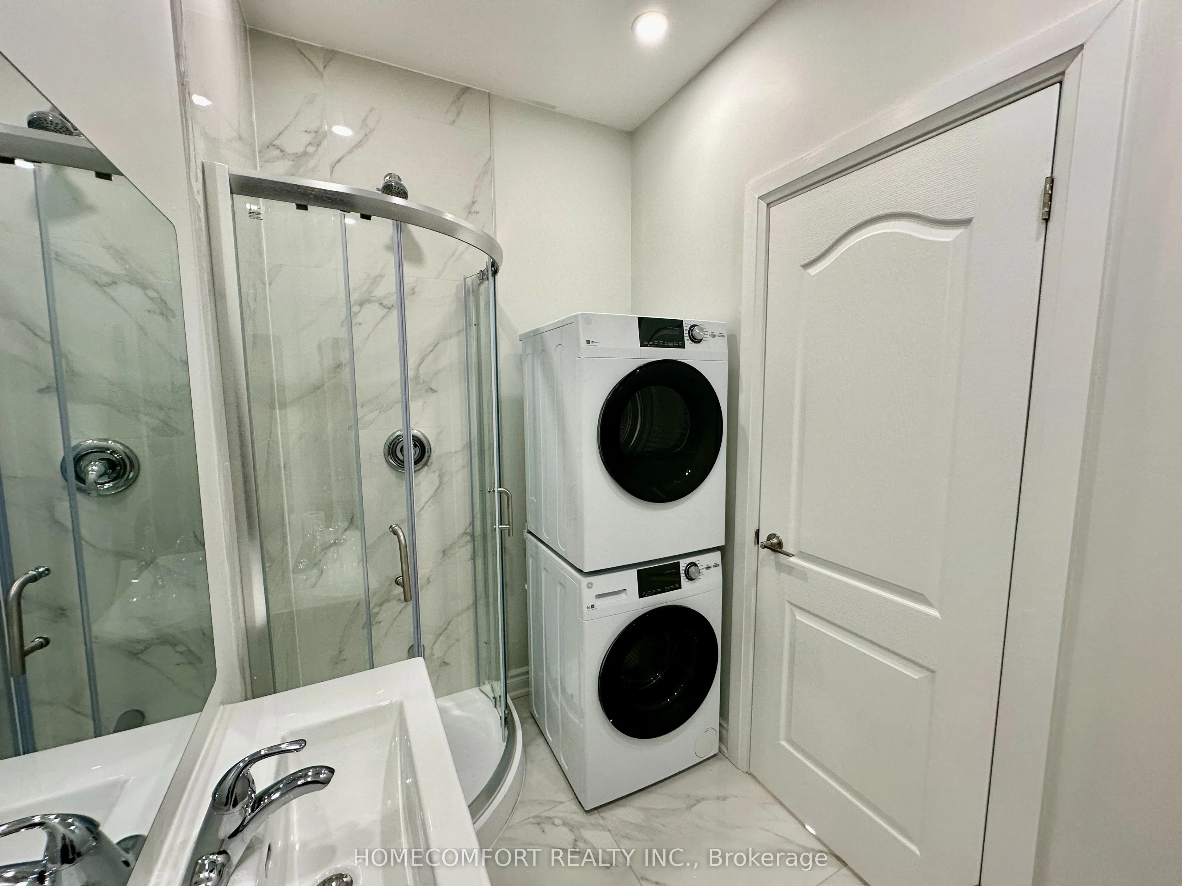 211 Osler Street #Upper
