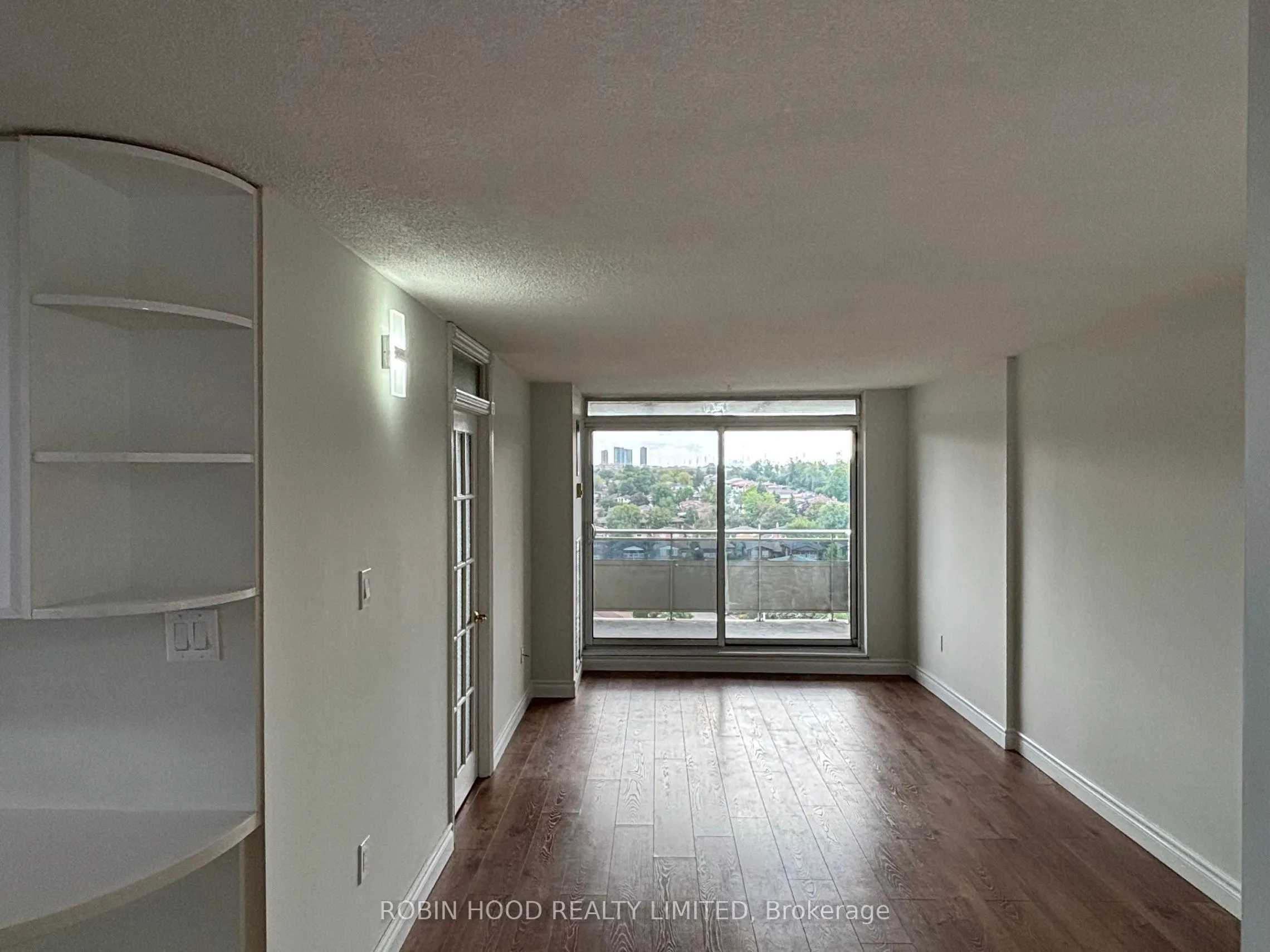 355 Rathburn Road E #1001