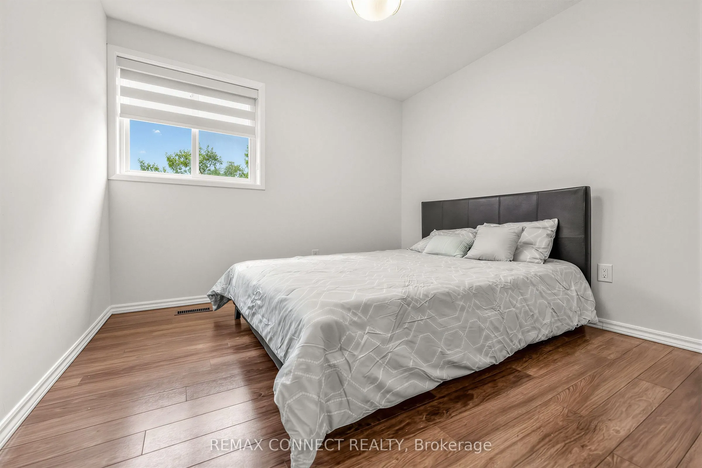 4199 Trellis Crescent
