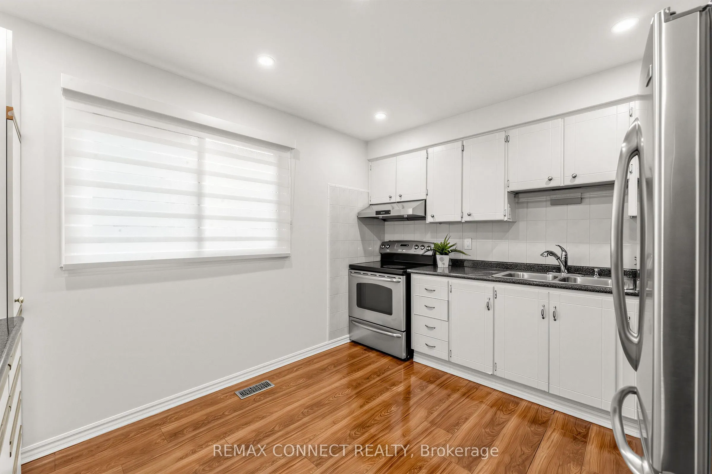 4199 Trellis Crescent