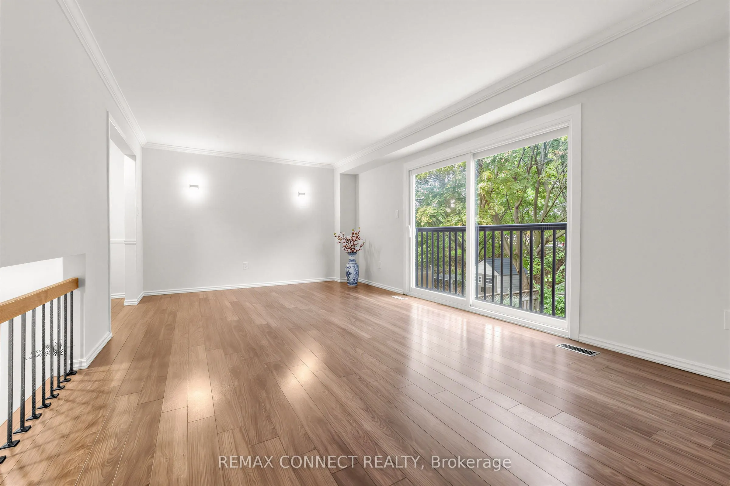 4199 Trellis Crescent